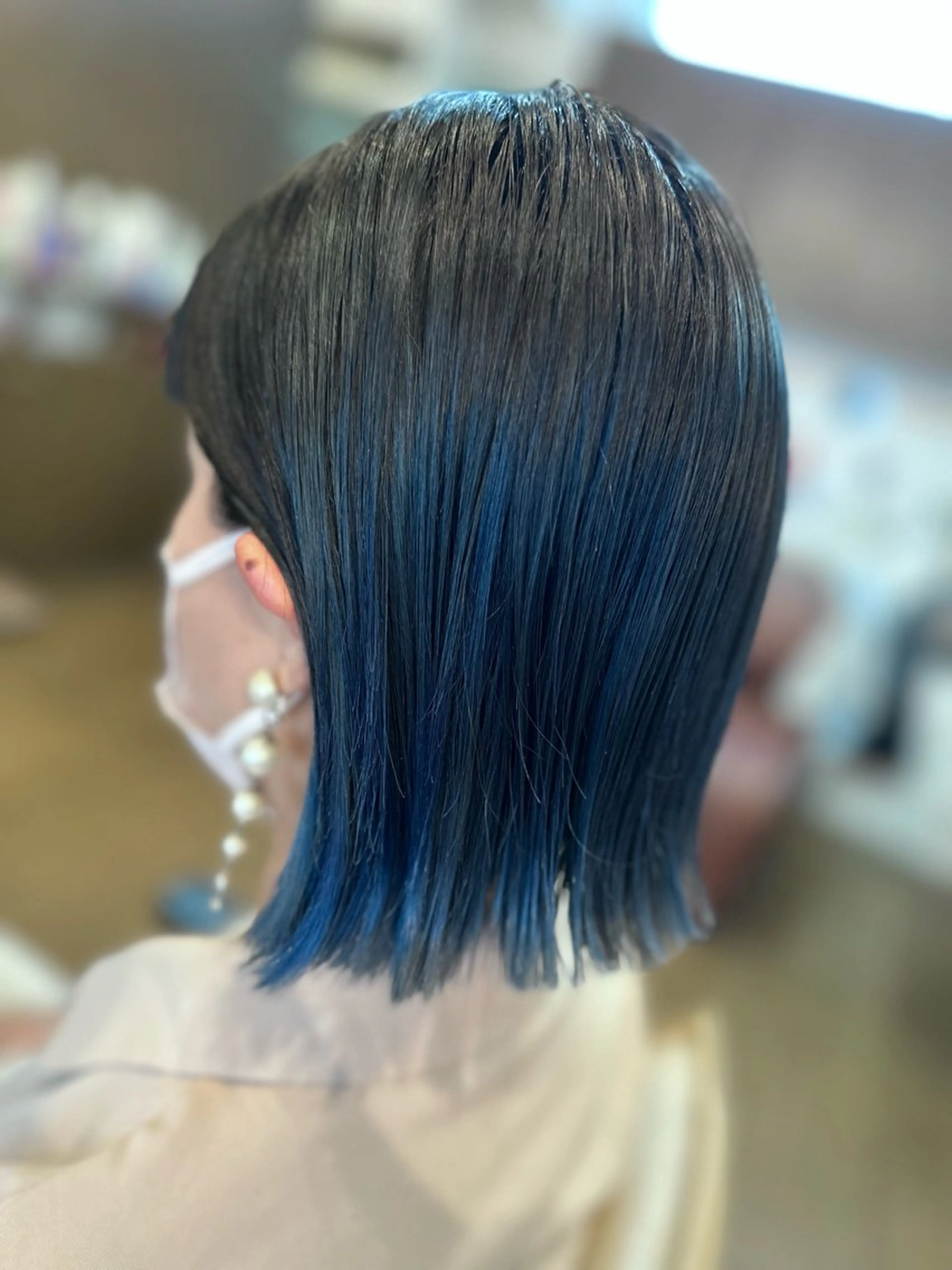 ミディアム カラー coupe ciseauxのヘアスタイル