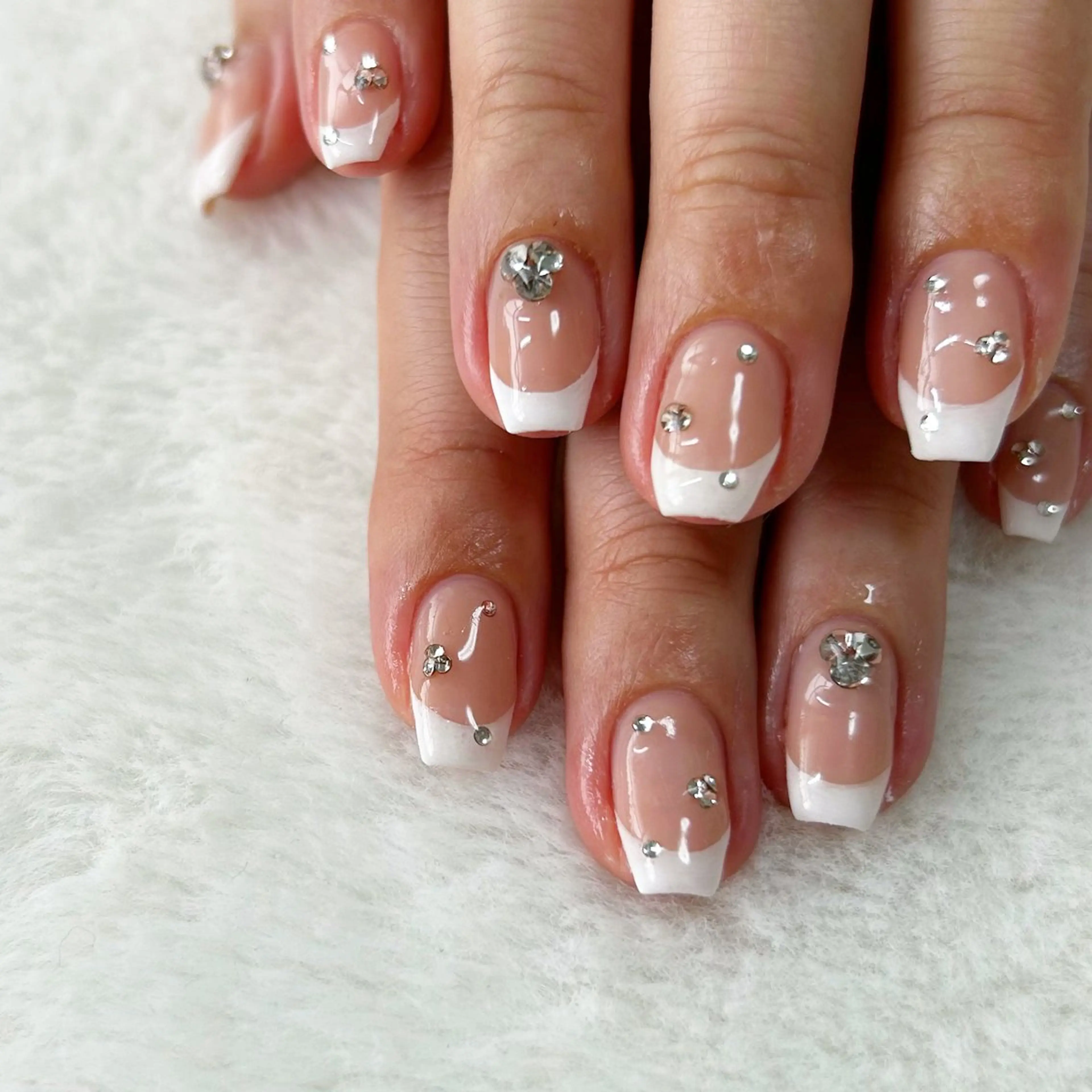 ネイル Laki nailのネイルデザイン