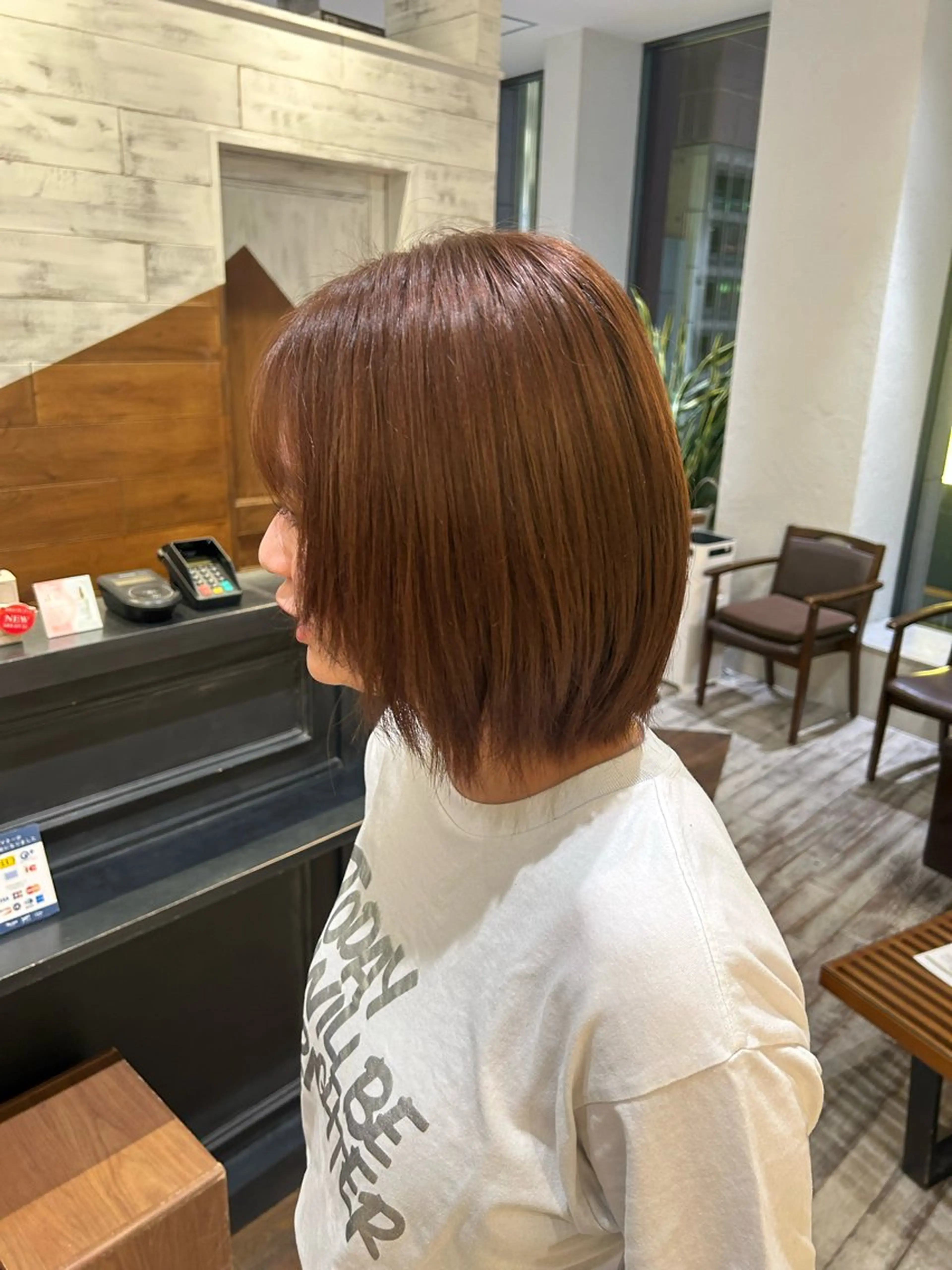 ショート カラー ヘアカラー トリートメント 平居 舞白のヘアスタイル