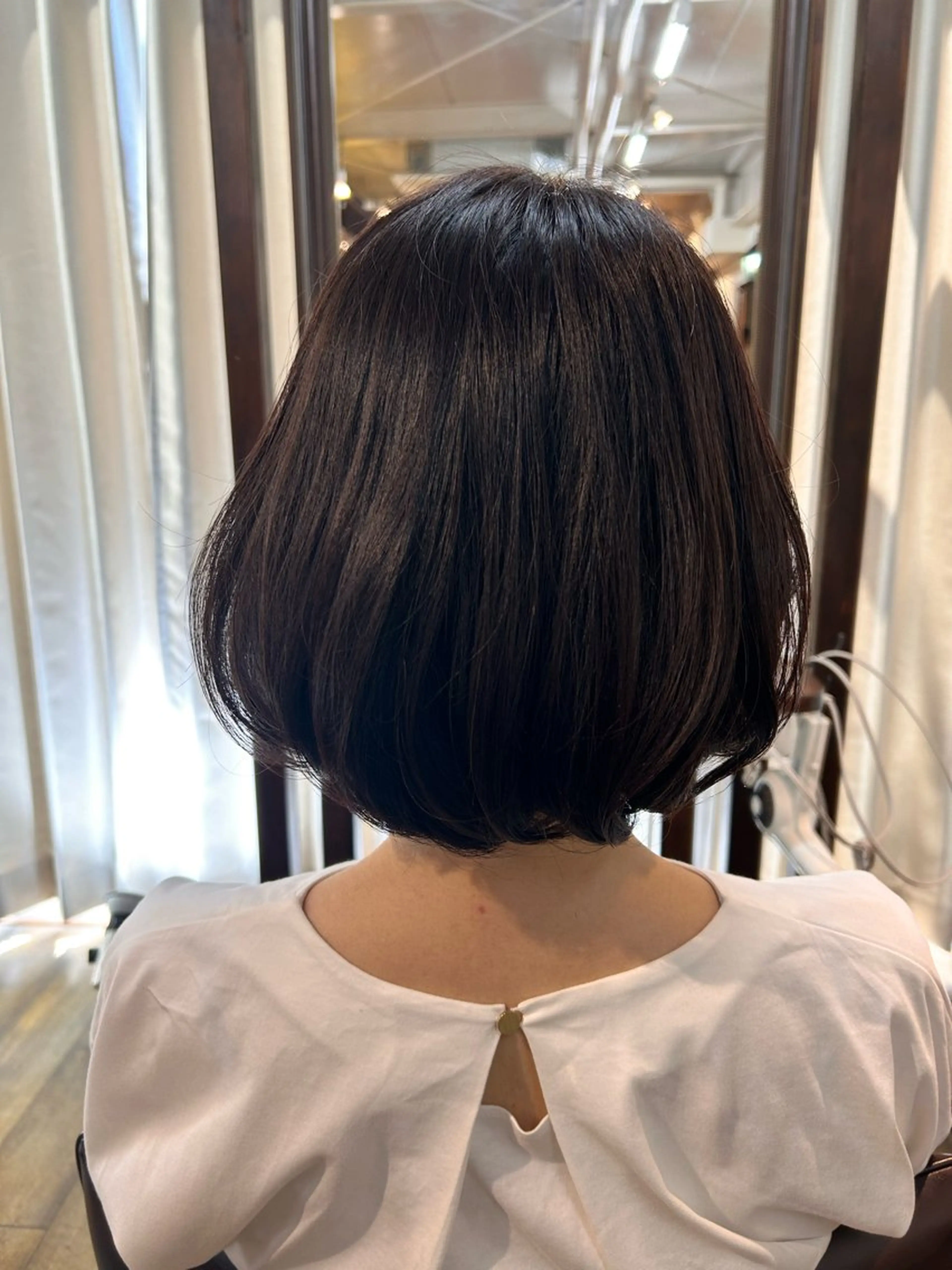 ショート カラー canonart上田 里恵のヘアスタイル