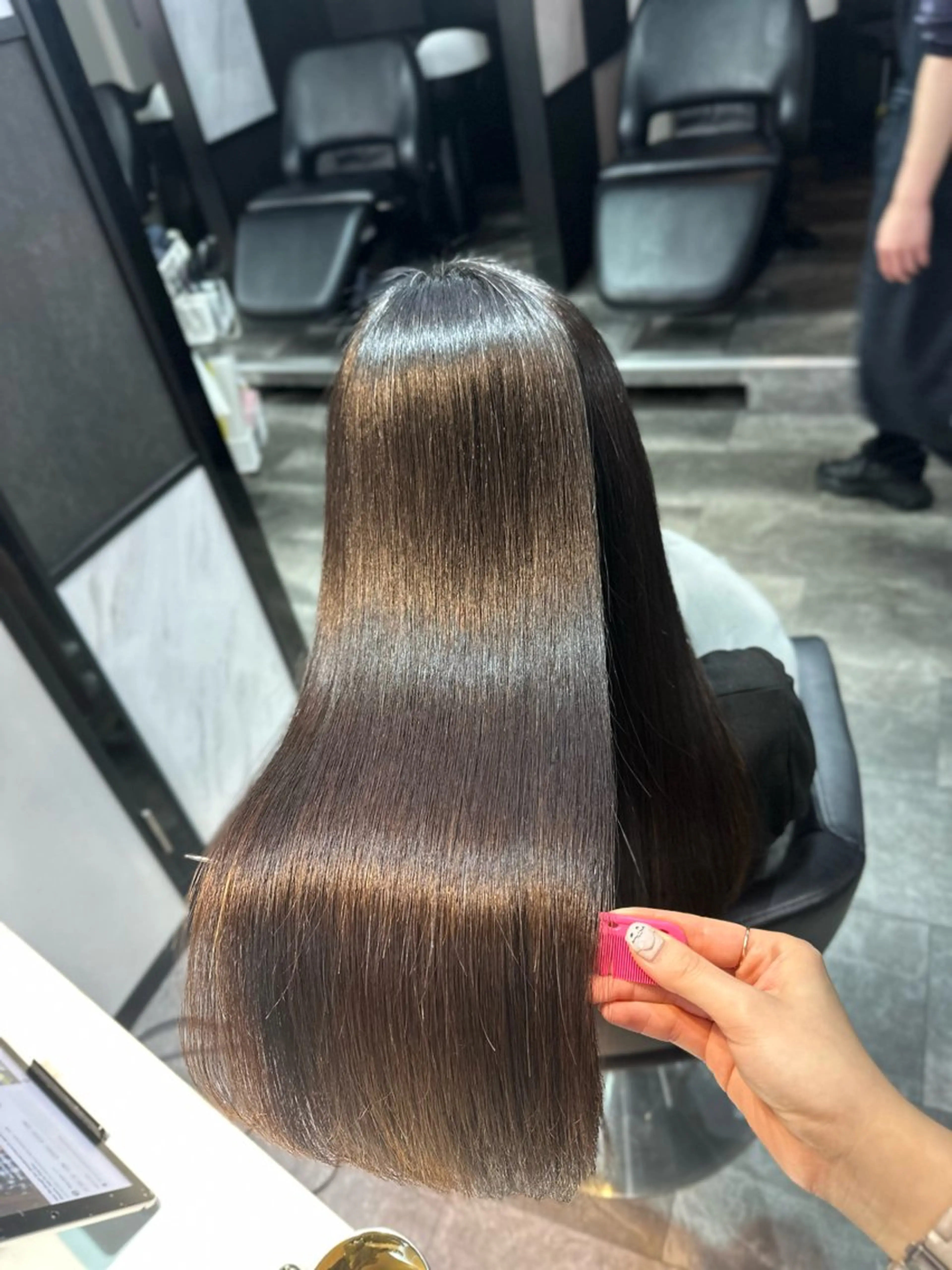 ロング カラー トリートメント 近藤千翔🩵 髪質改善Periodのエステ・リラクイメージ