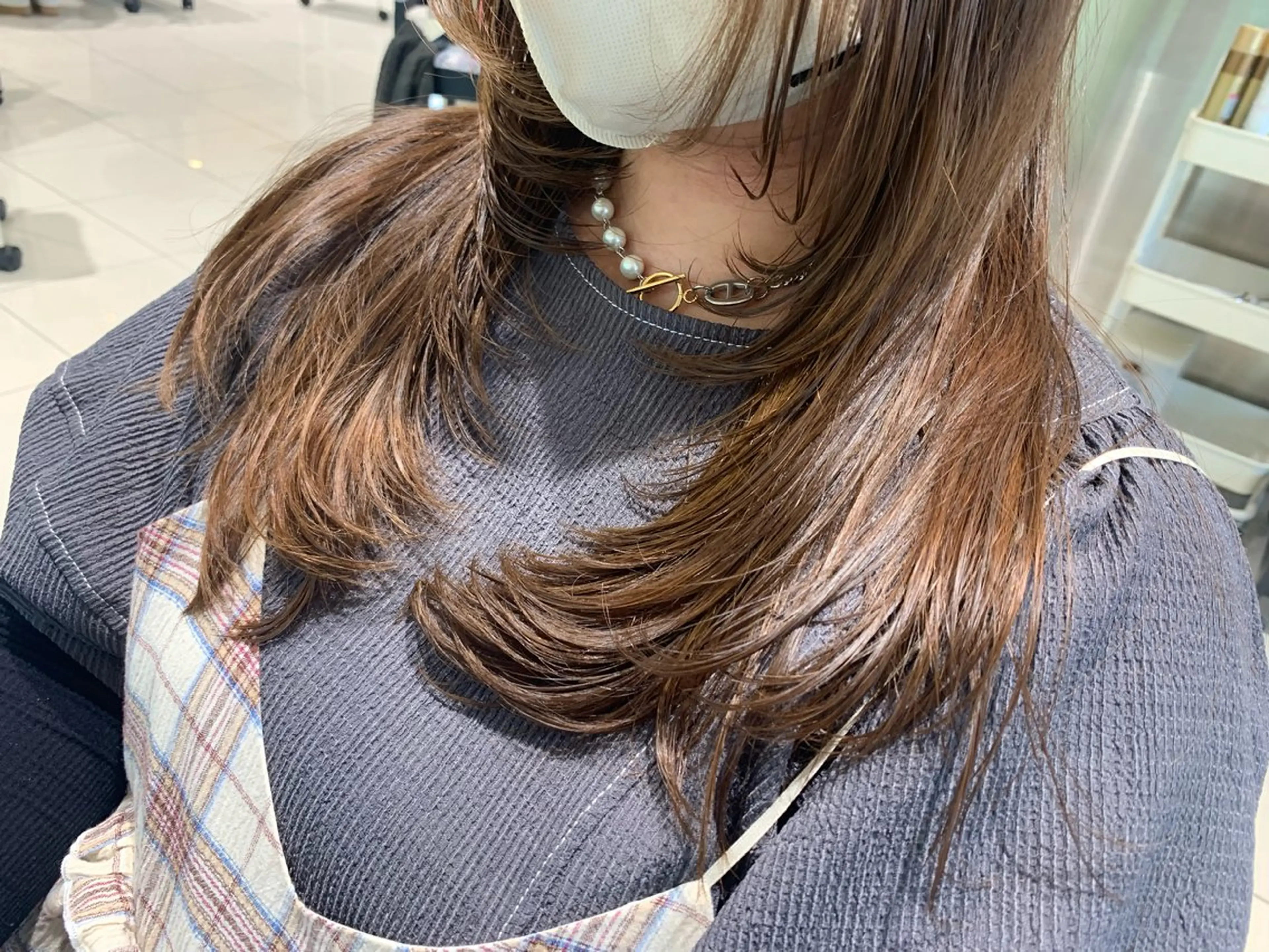 セミロング 顔まわりレイヤー レイヤーカット レイヤー/韓国風/ 縮毛矯正/沖谷航のヘアスタイル