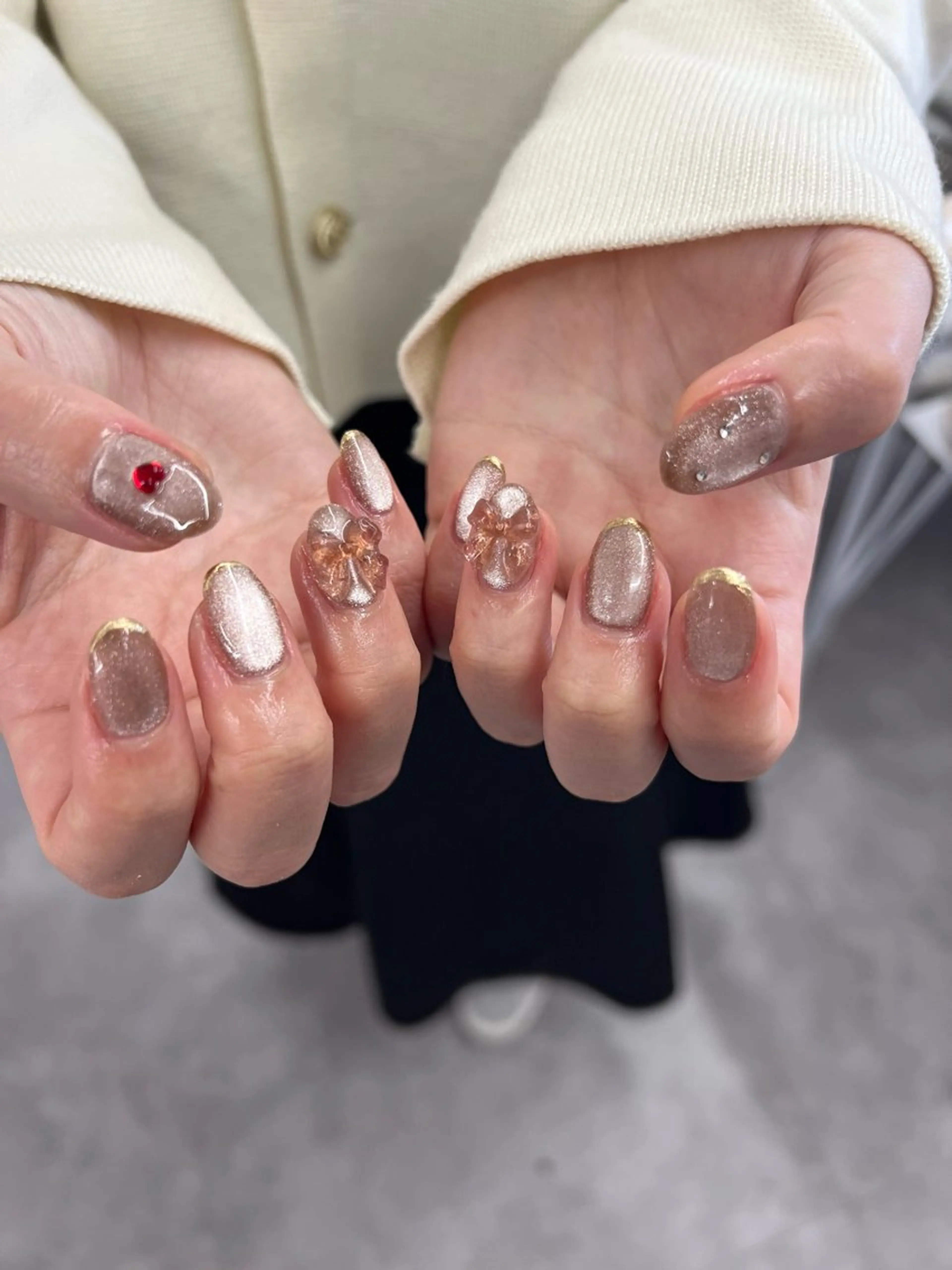 ネイル フレンチネイル ジェルネイル マグネットネイル ニュアンスネイル パラジェル ハンドネイル ハンドケア Bana_ Nailのネイルデザイン