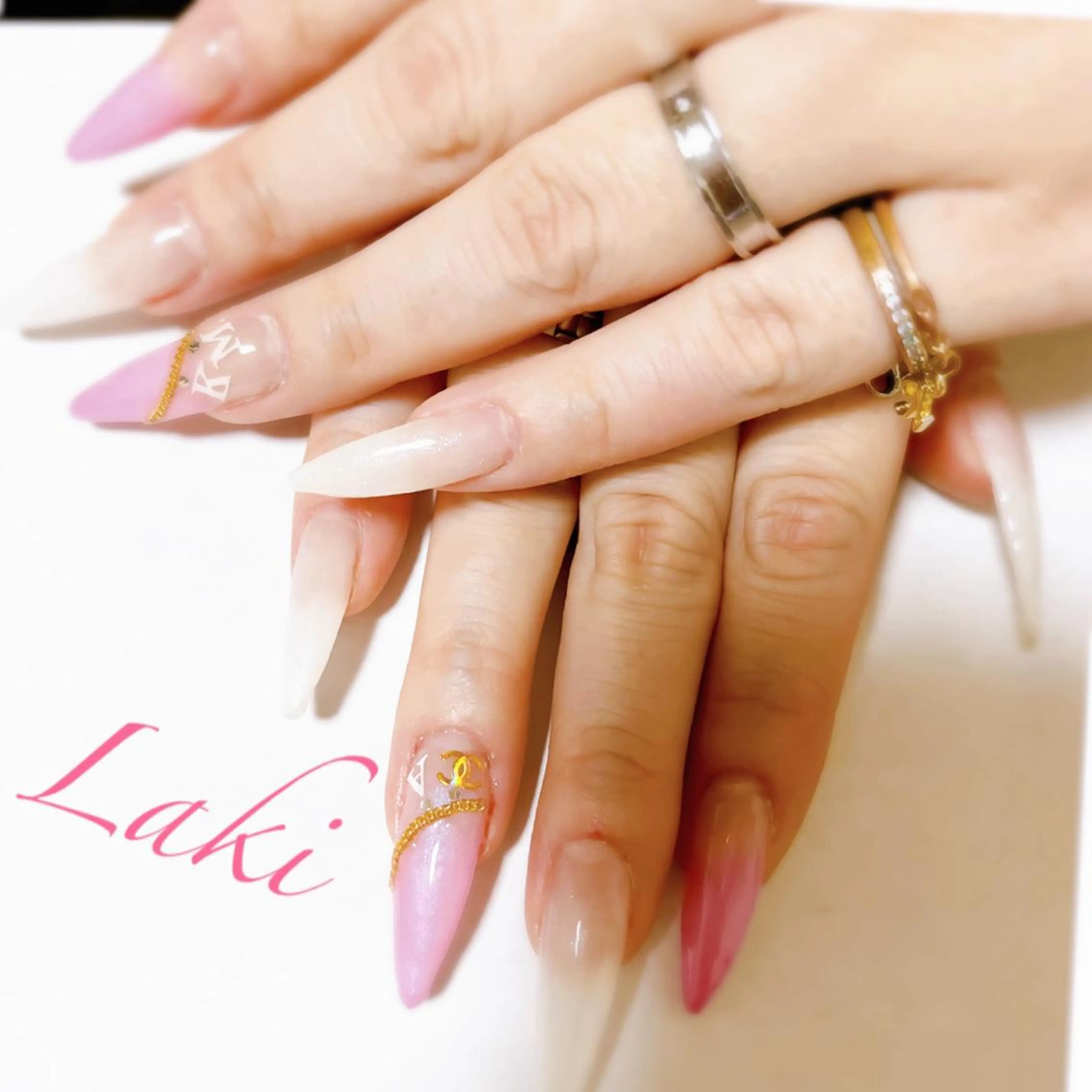 ネイル グラデーション Beauty salon Lakiのエステ・リラクイメージ