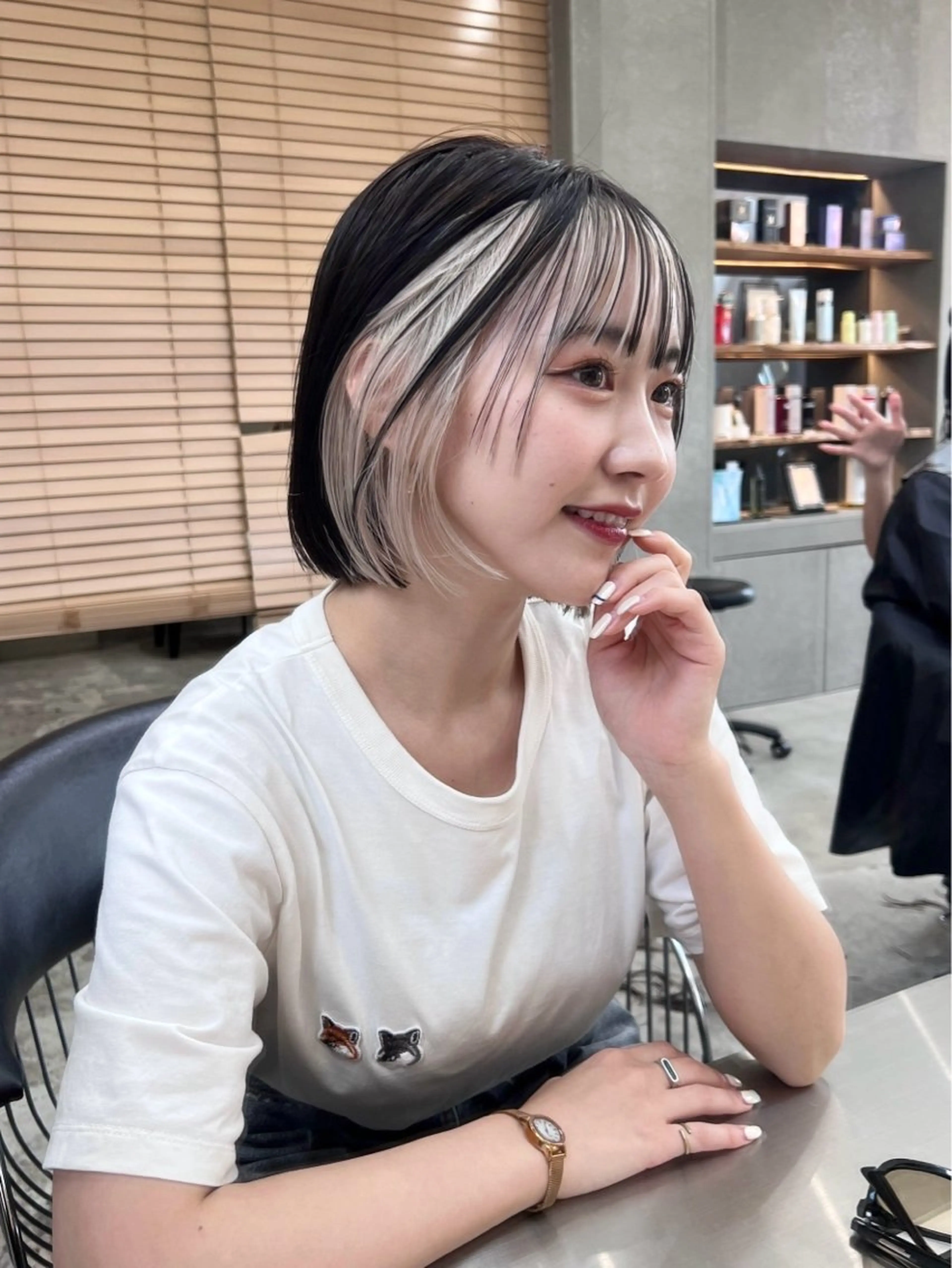 ショート ボブ 水原　悠吾 ELISS　ブリーチのヘアスタイル