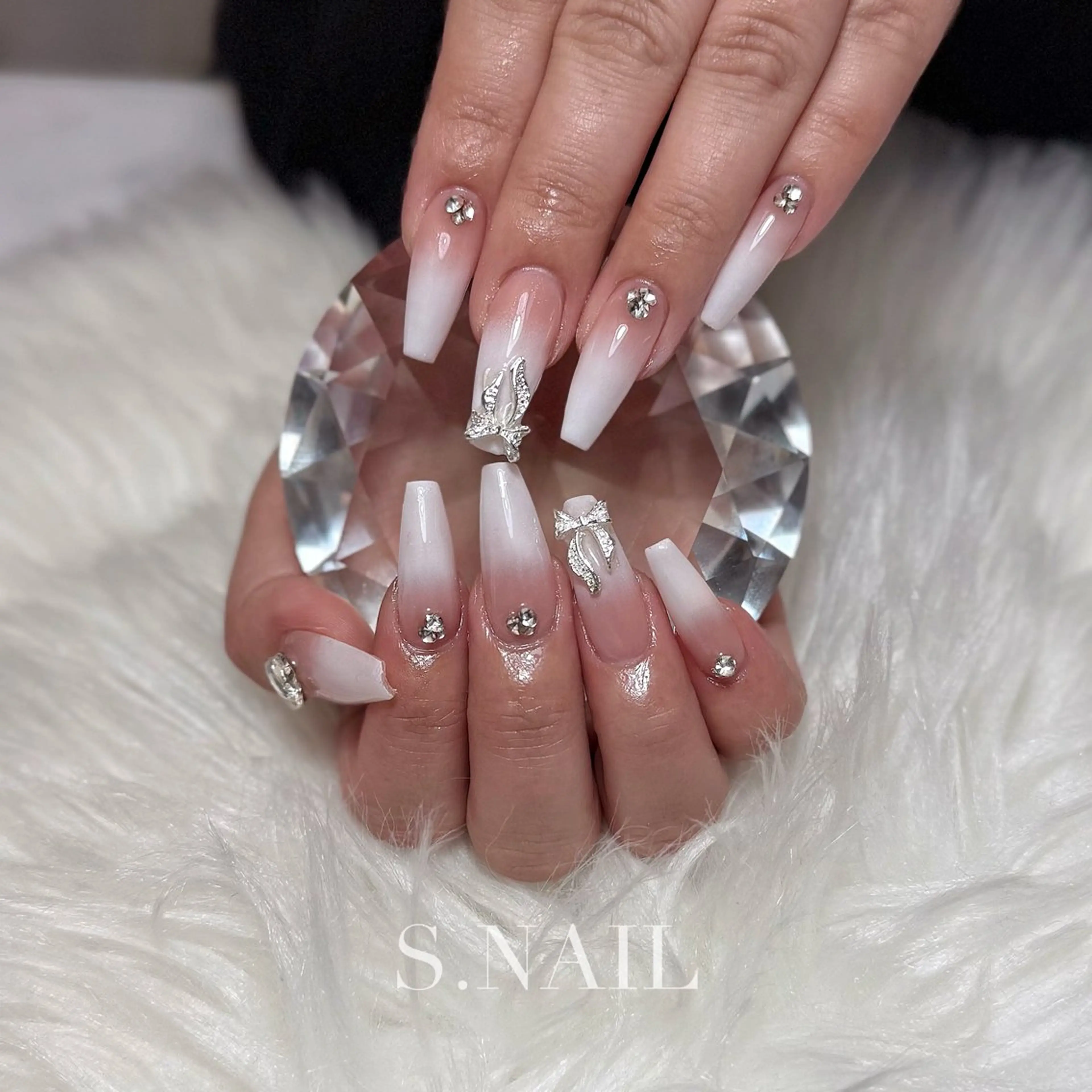 ネイル ハンドネイル S.NAIL Suuのネイルデザイン