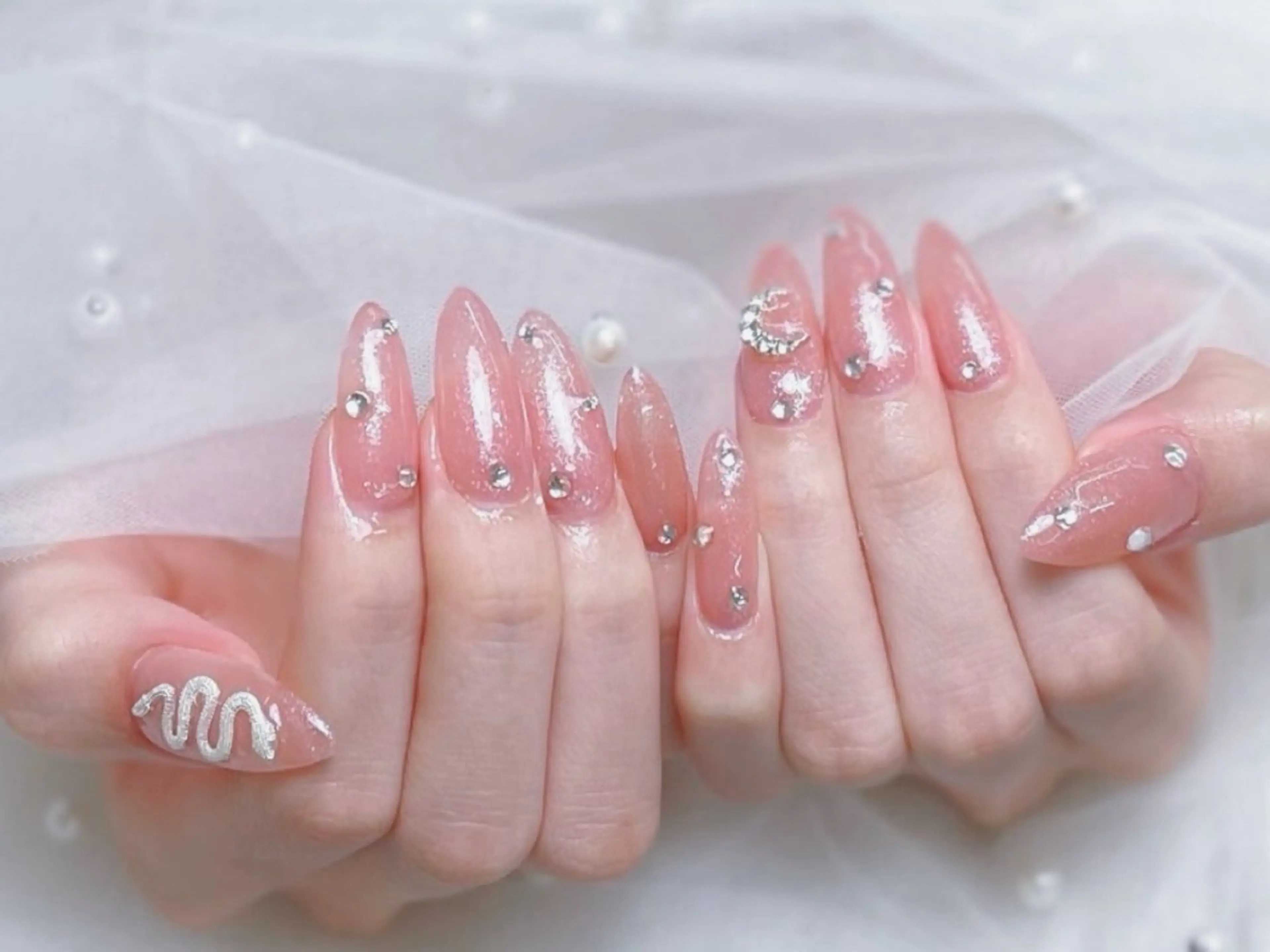 ネイル lucky nail 歌舞伎町のネイルデザイン