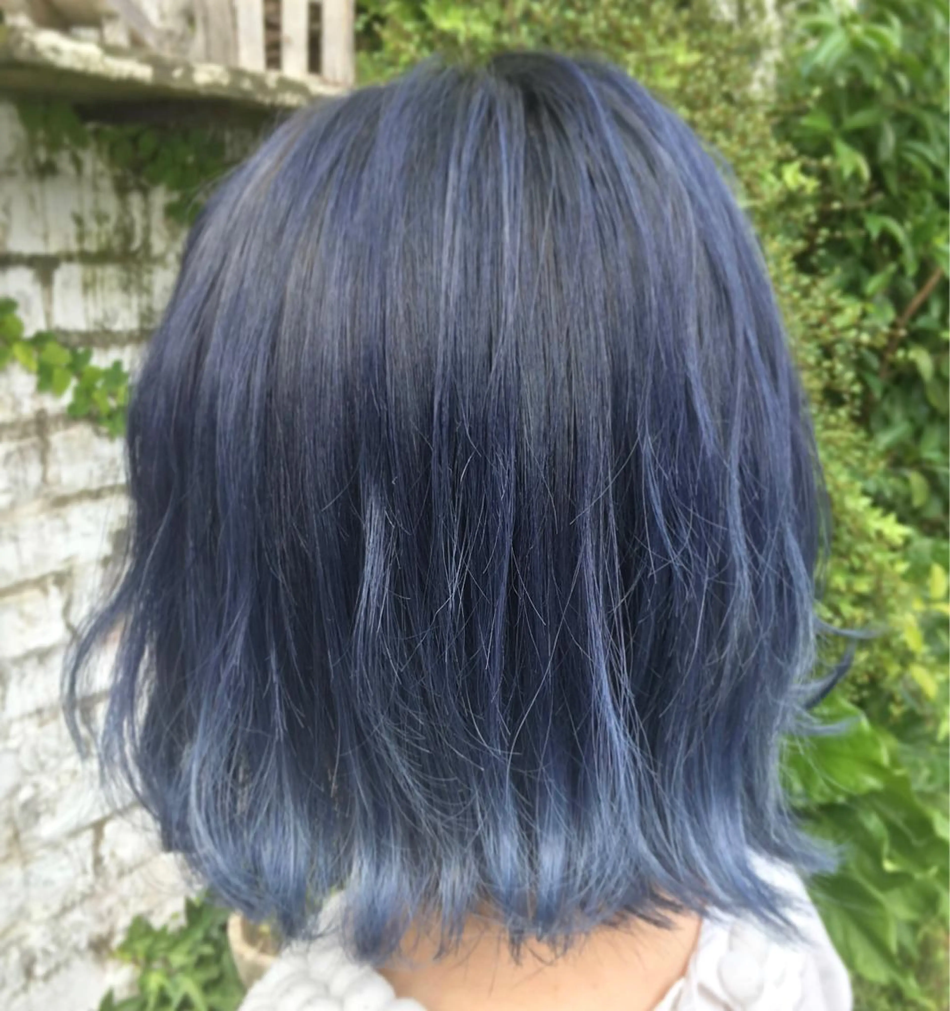 ミディアム カラー ブルーカラー ハイライトカラー ハイライト ヘアカラー トリートメント 千 田のヘアスタイル