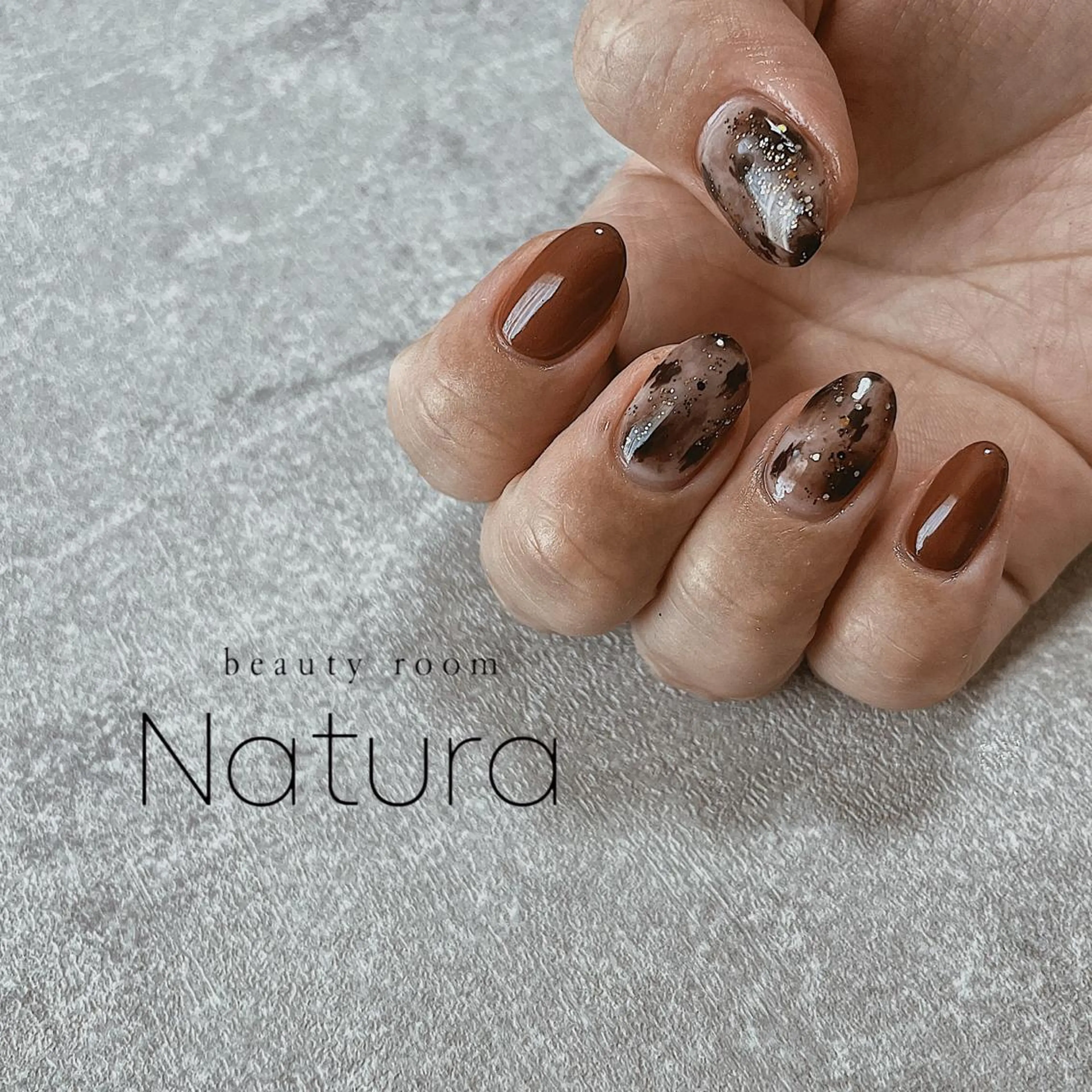 ネイル マツエク・マツパ アイブロウ ハンドネイル beautyroom Naturaのネイルデザイン