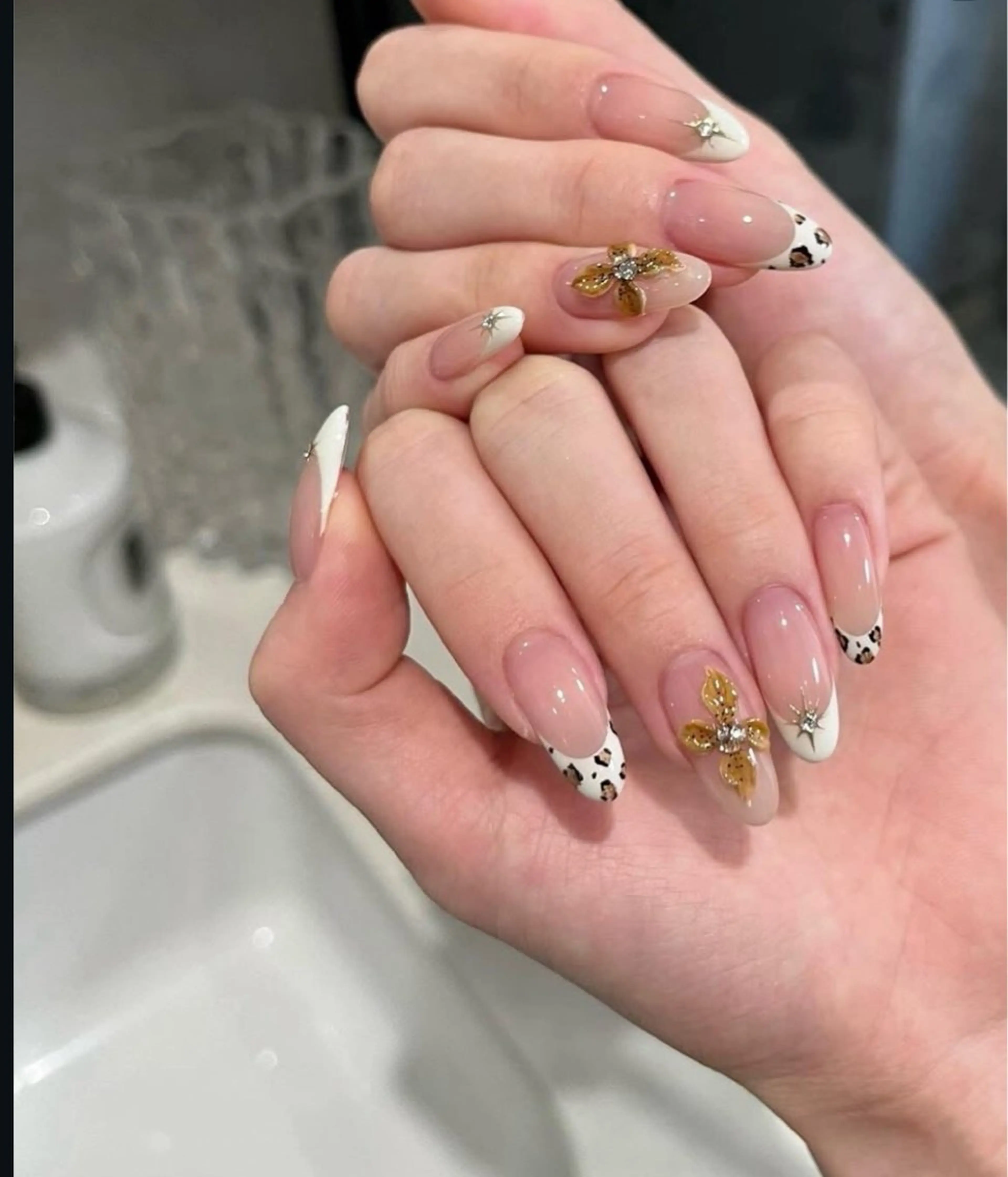 ネイル アートネイル ジェルネイル グラデーション マグネットネイル ニュアンスネイル ハンドネイル Ryu nail studioのネイルデザイン