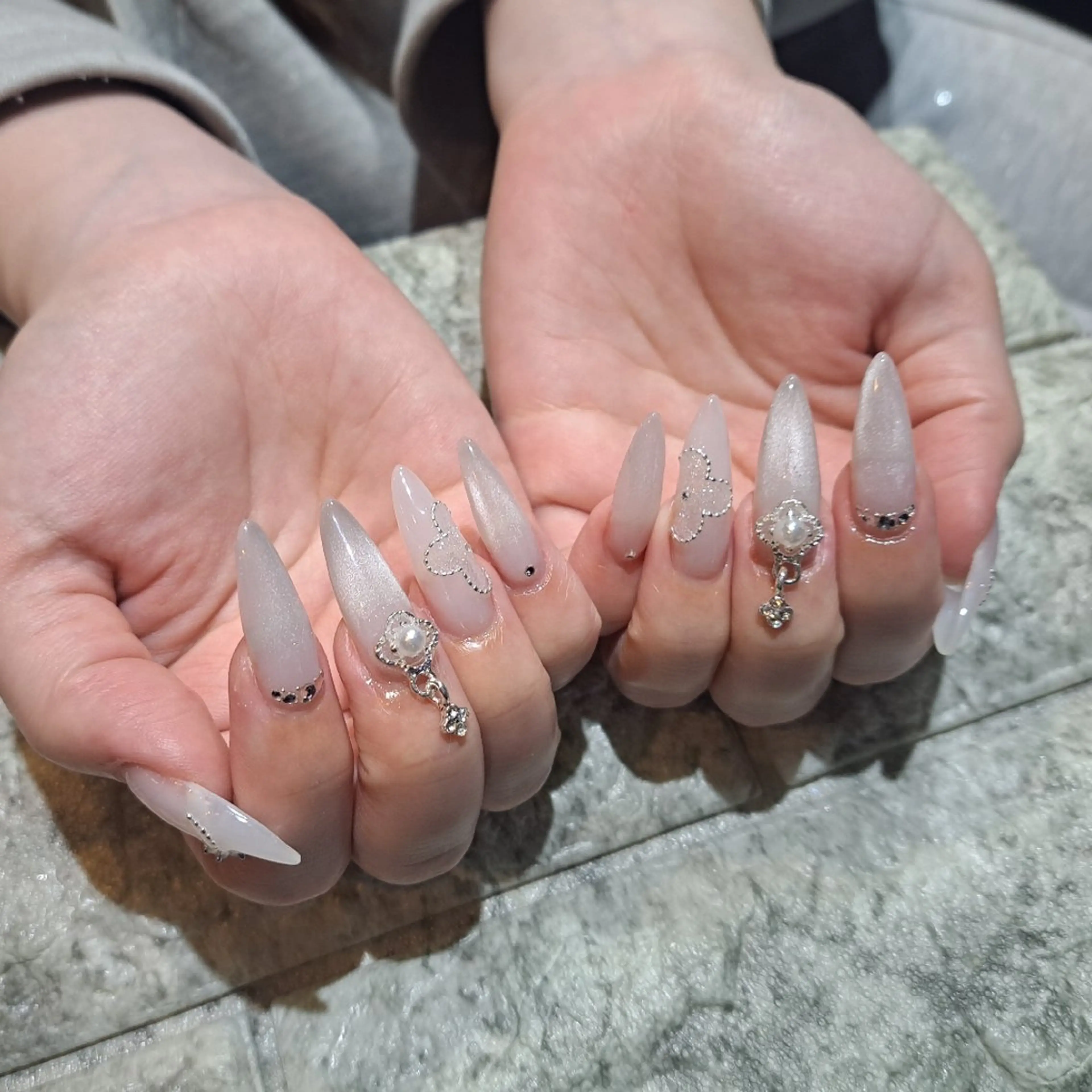 ネイル マグネットネイル ハンドネイル RounGe町田店 🧸大谷のネイルデザイン