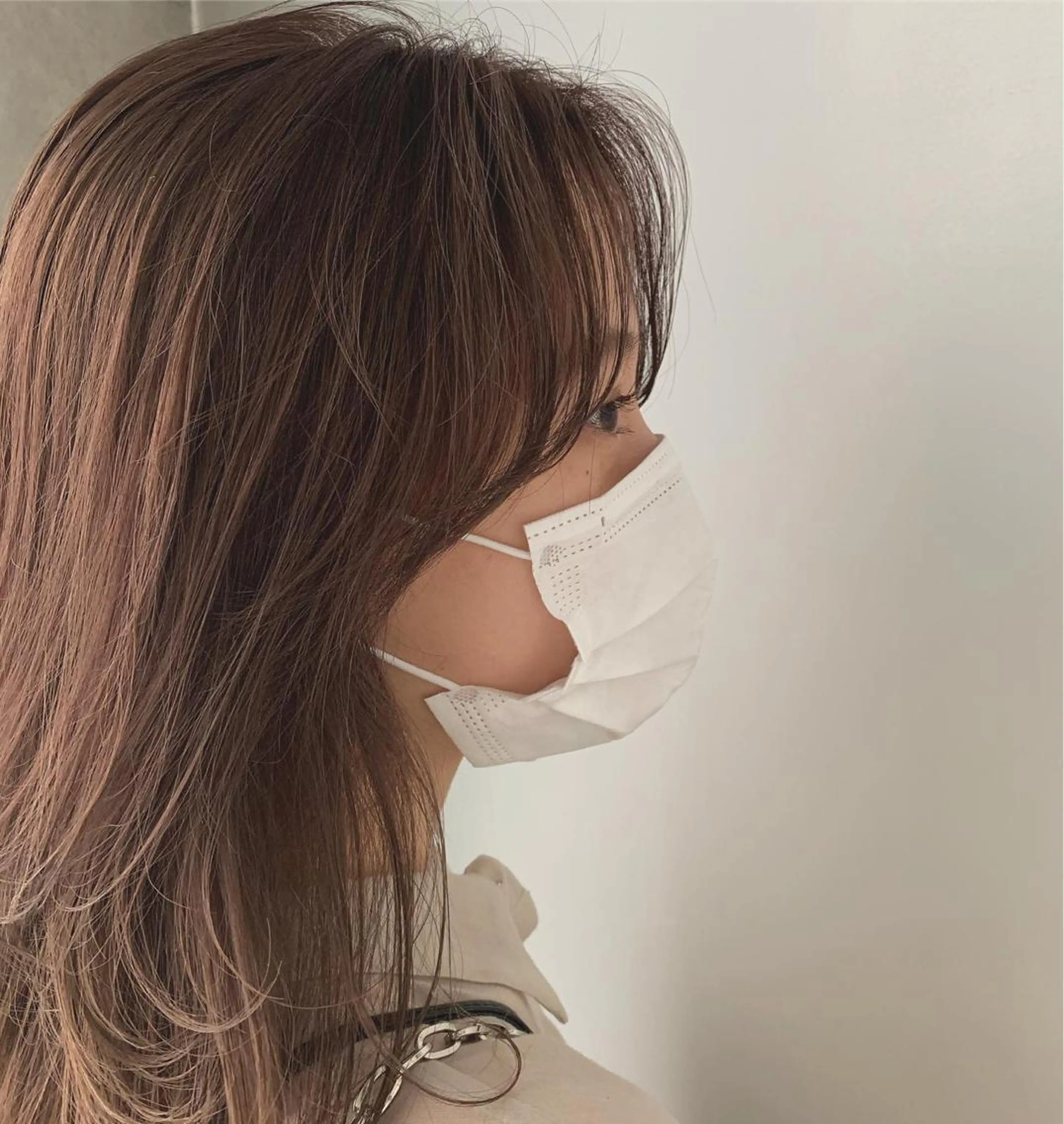 セミロング MIA 菅原のヘアスタイル