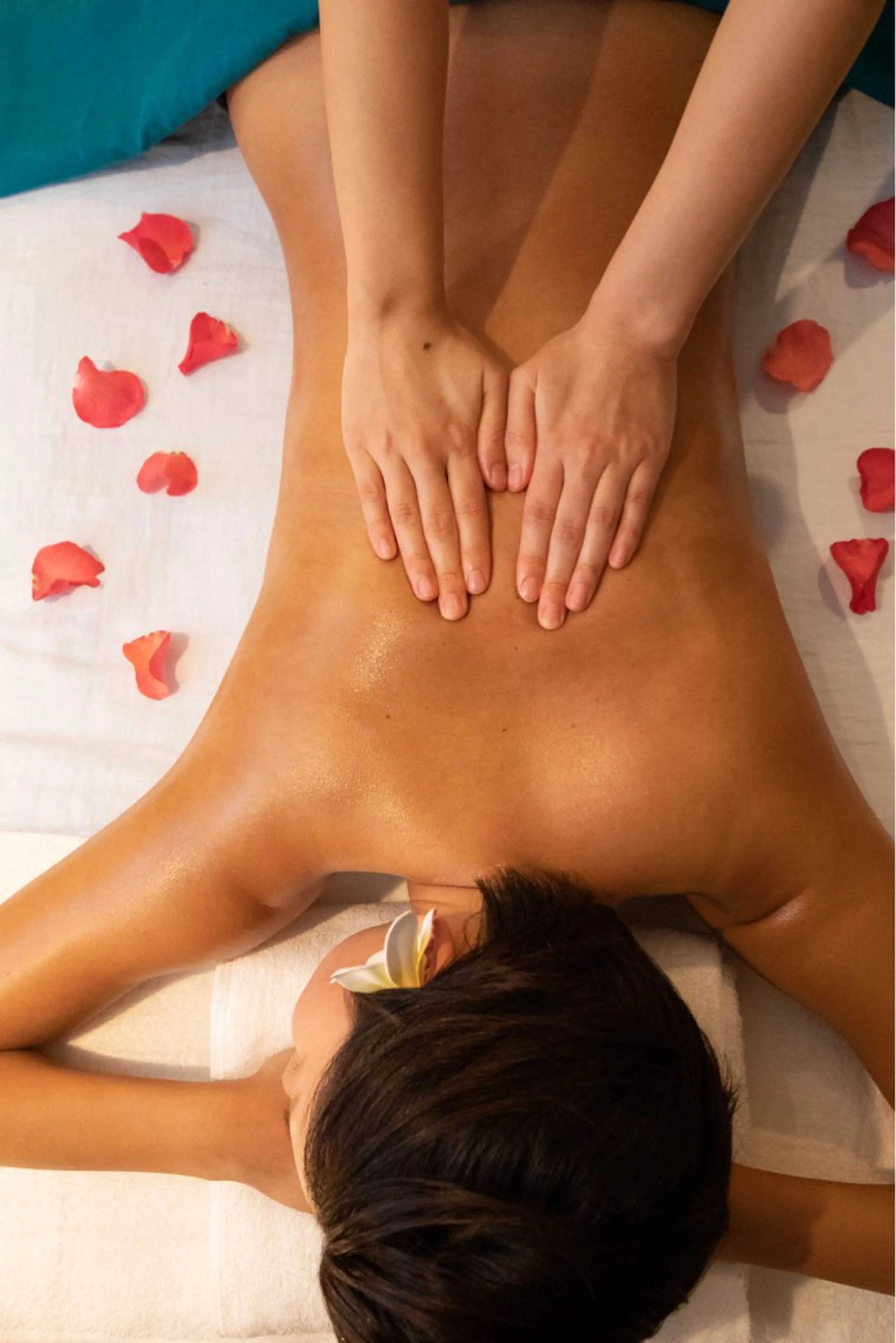 アロマリンパマッサージ120分の写真