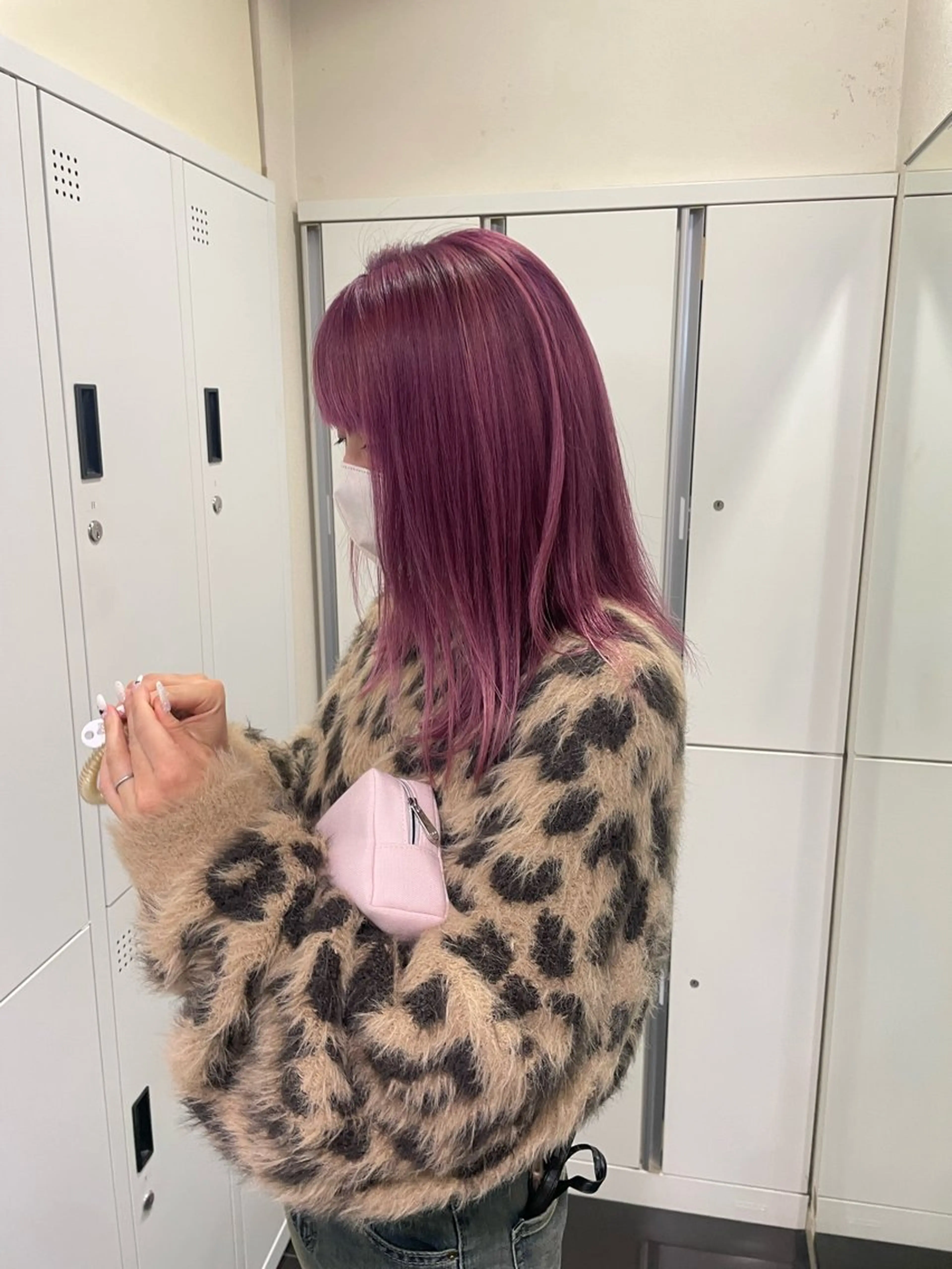 ミディアム カラー パーソナルカラー診断 ハイトーン/レイヤー 似合わせ・ユキノのヘアスタイル