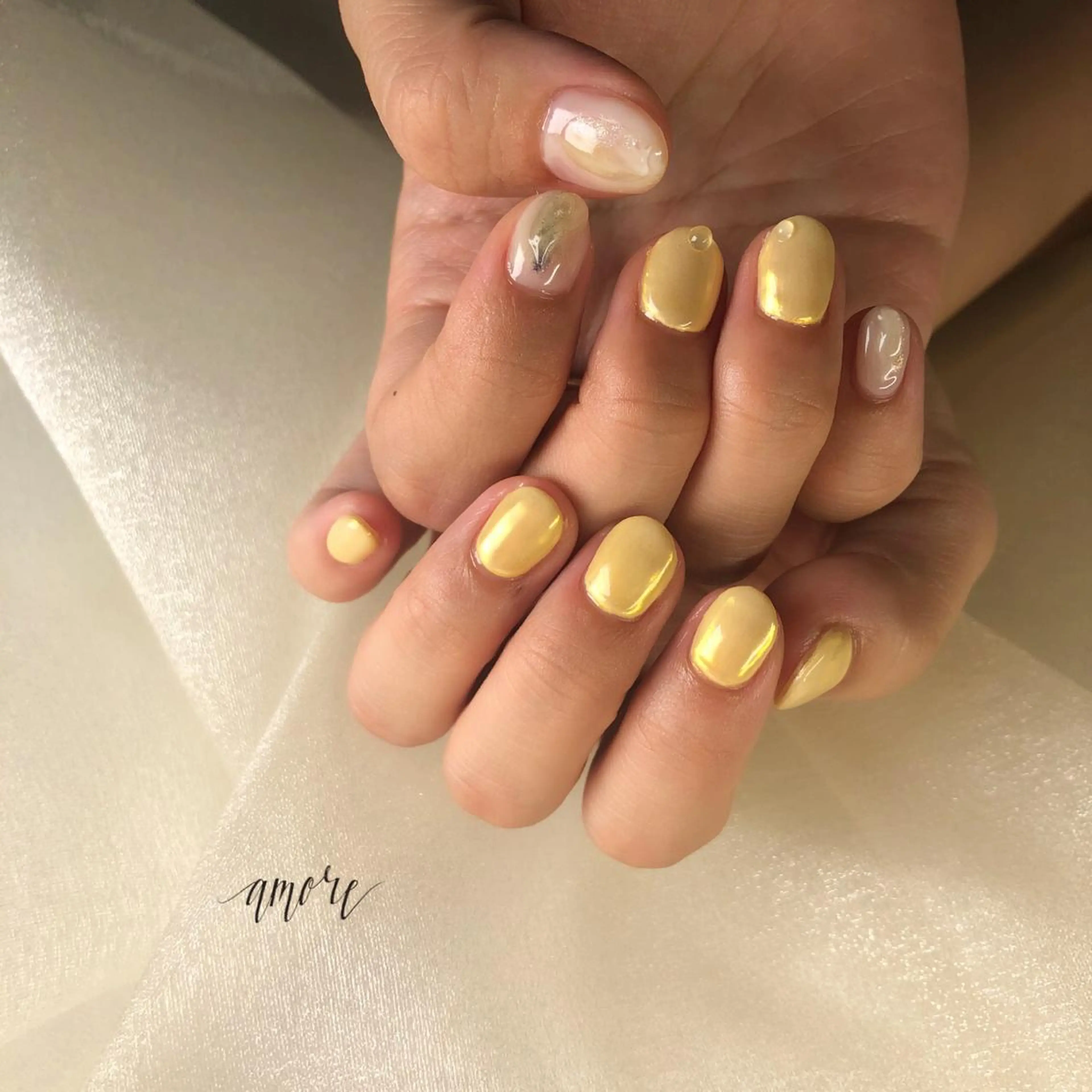 ネイル アートネイル ジェルネイル 氷ネイル・うるうるネイル マグネットネイル ミラーネイル You kyehwaのネイルデザイン