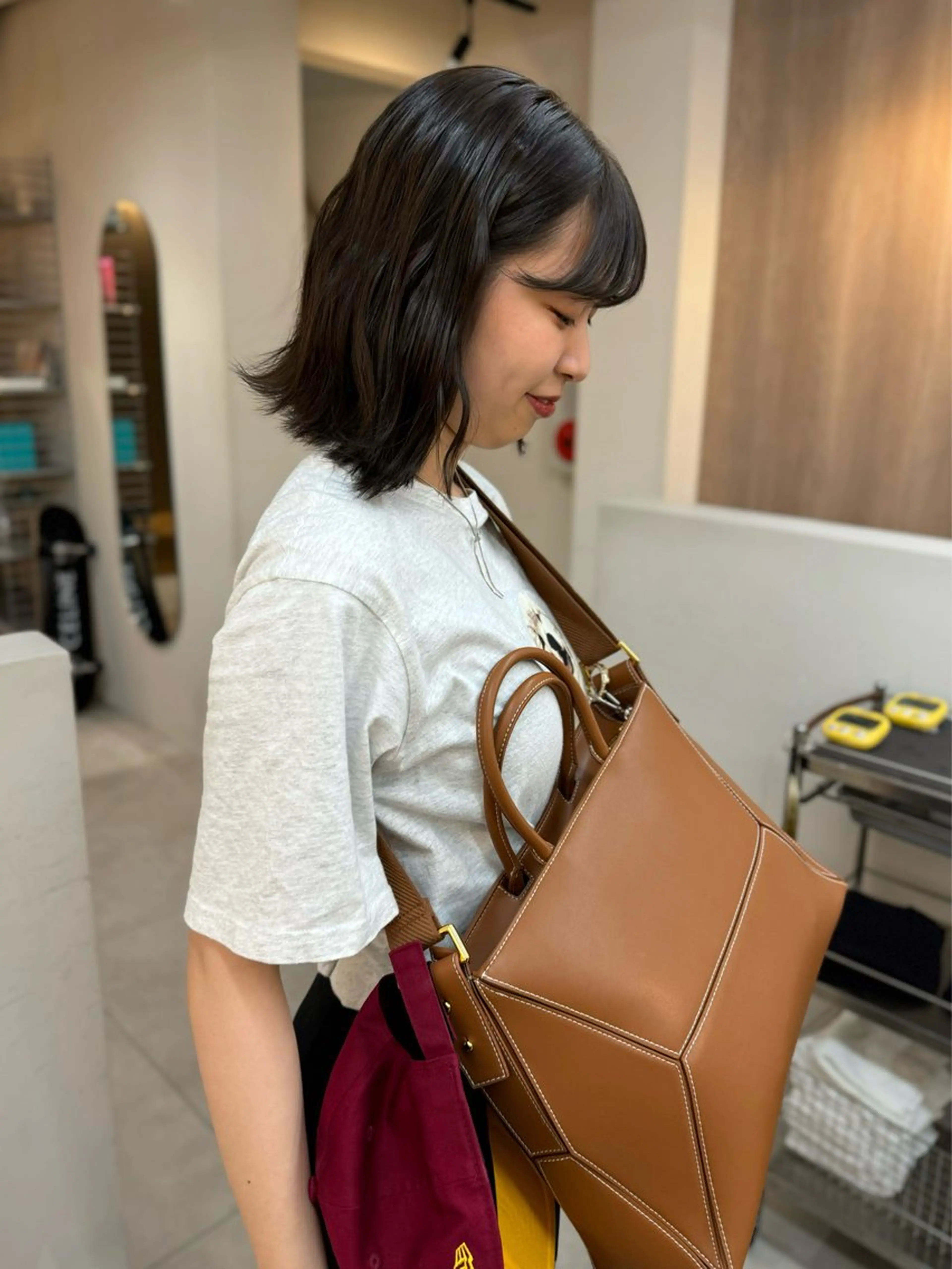 ミディアム カラー shiro.kobe 森彩華のヘアスタイル