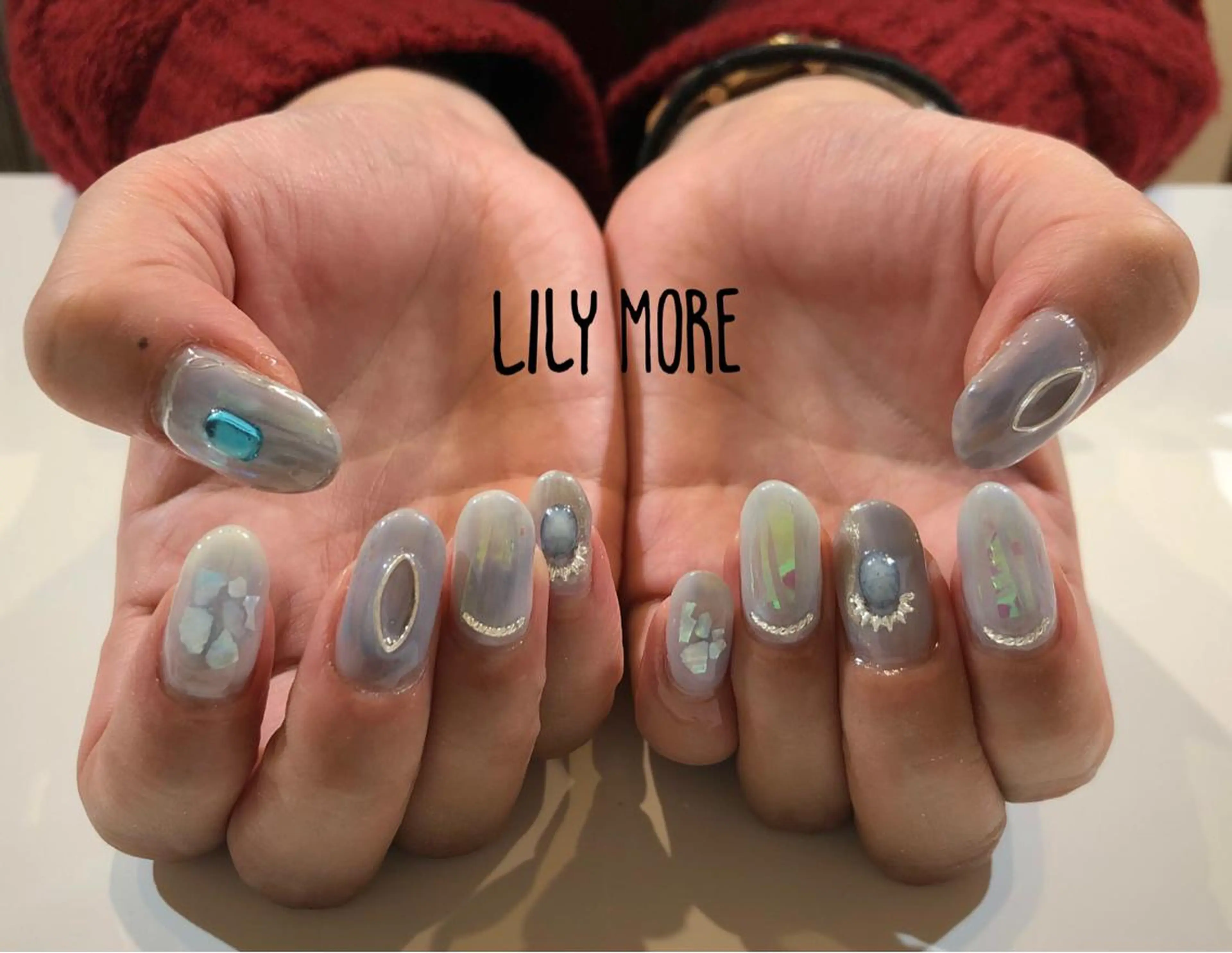 ネイル ニュアンスネイル Lily closetのネイルデザイン