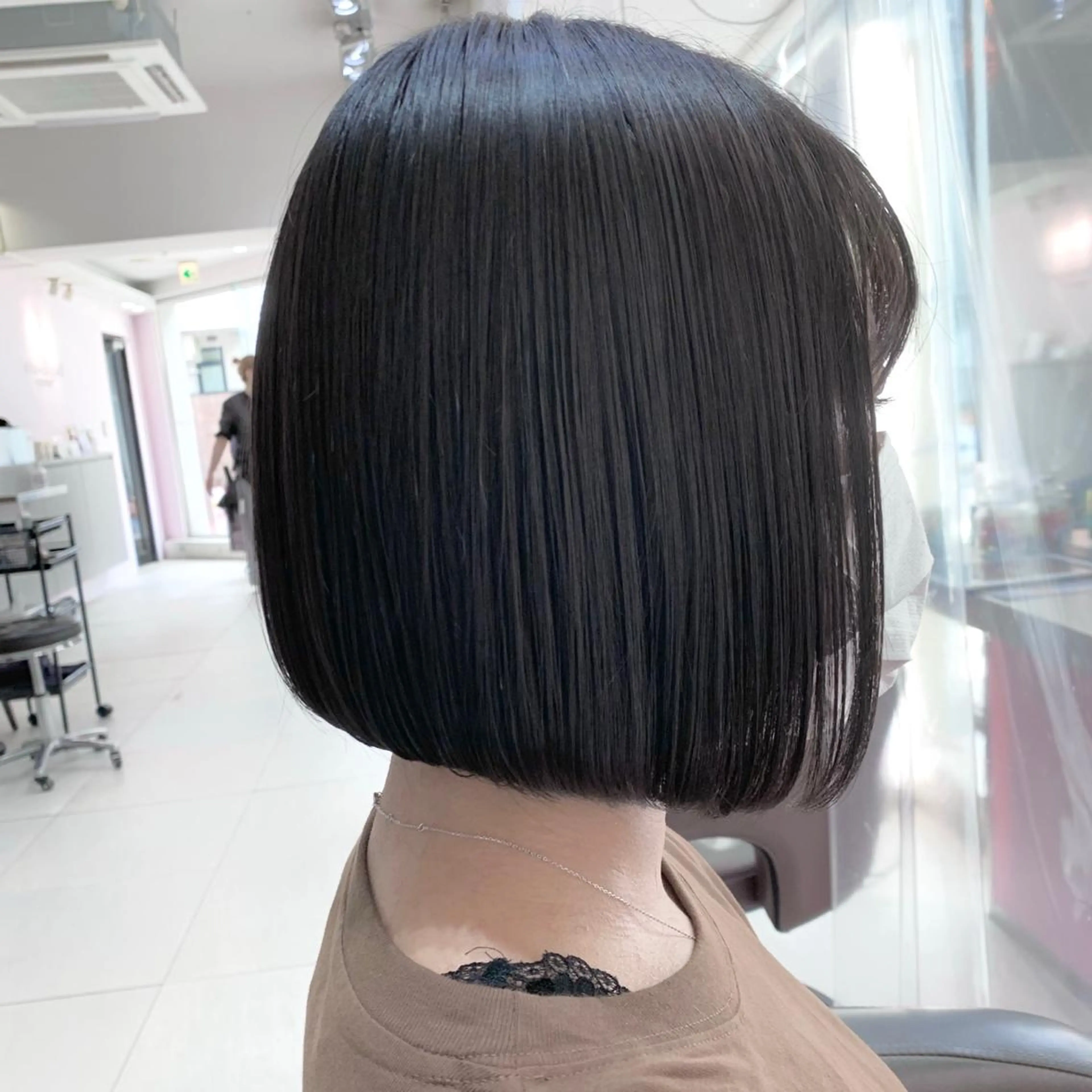 ショート EMANON 池袋西口所属・似合わせボブ🫧 丸みショート藤本のヘアスタイル