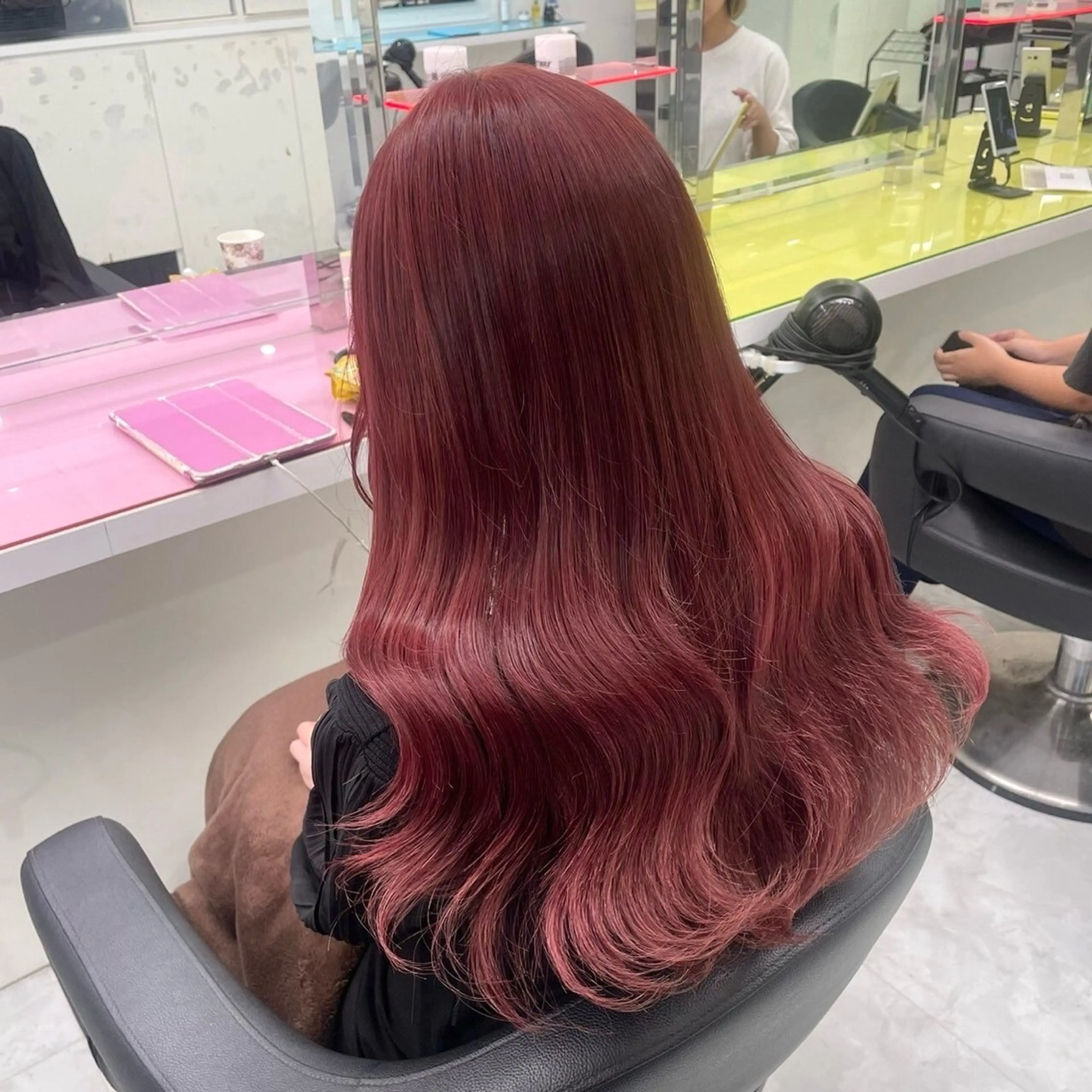 ロング カラー ヘアカラー トリートメント うる艶ストレート♡透 明感カラー♡かずまるのヘアスタイル