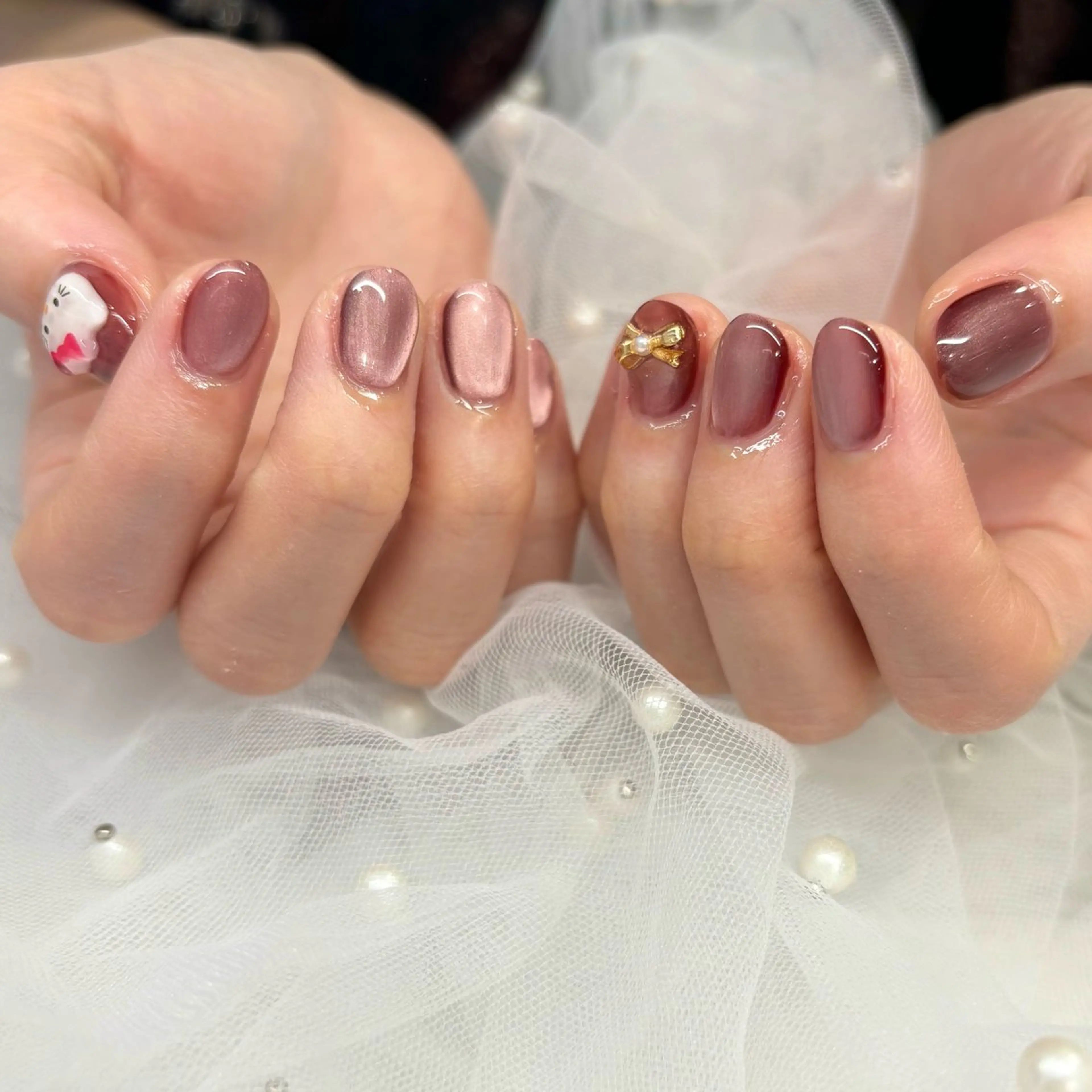 ネイル ボルドー 氷ネイル・うるうるネイル ハンドネイル 荒巻 めいのネイルデザイン