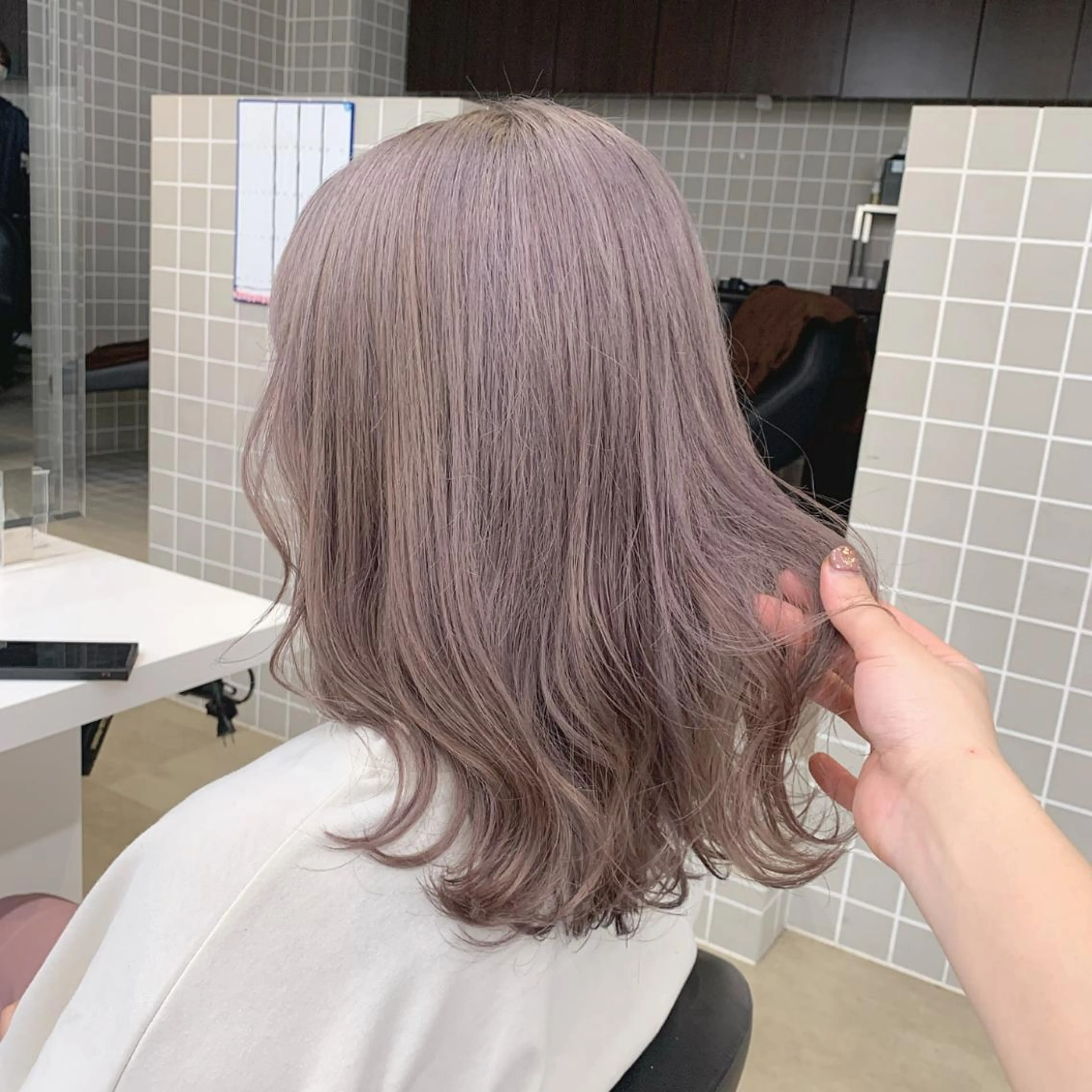 ミディアム カラー ヘアアレンジ ベージュカラー 美髪矯正/透明感カラ ー🫧YUUKI🫧のヘアスタイル