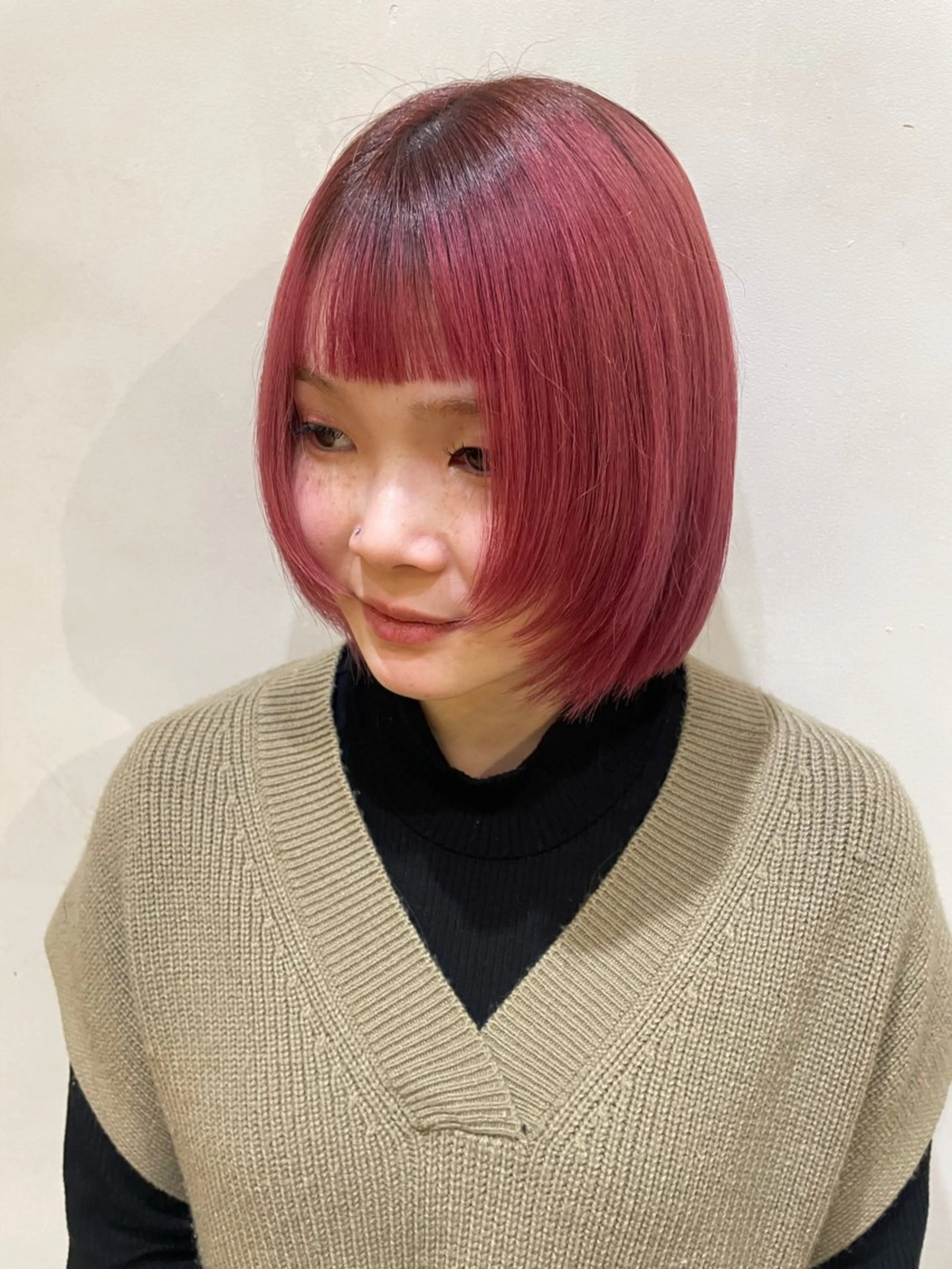 ミディアム 横田 愛梨のヘアスタイル