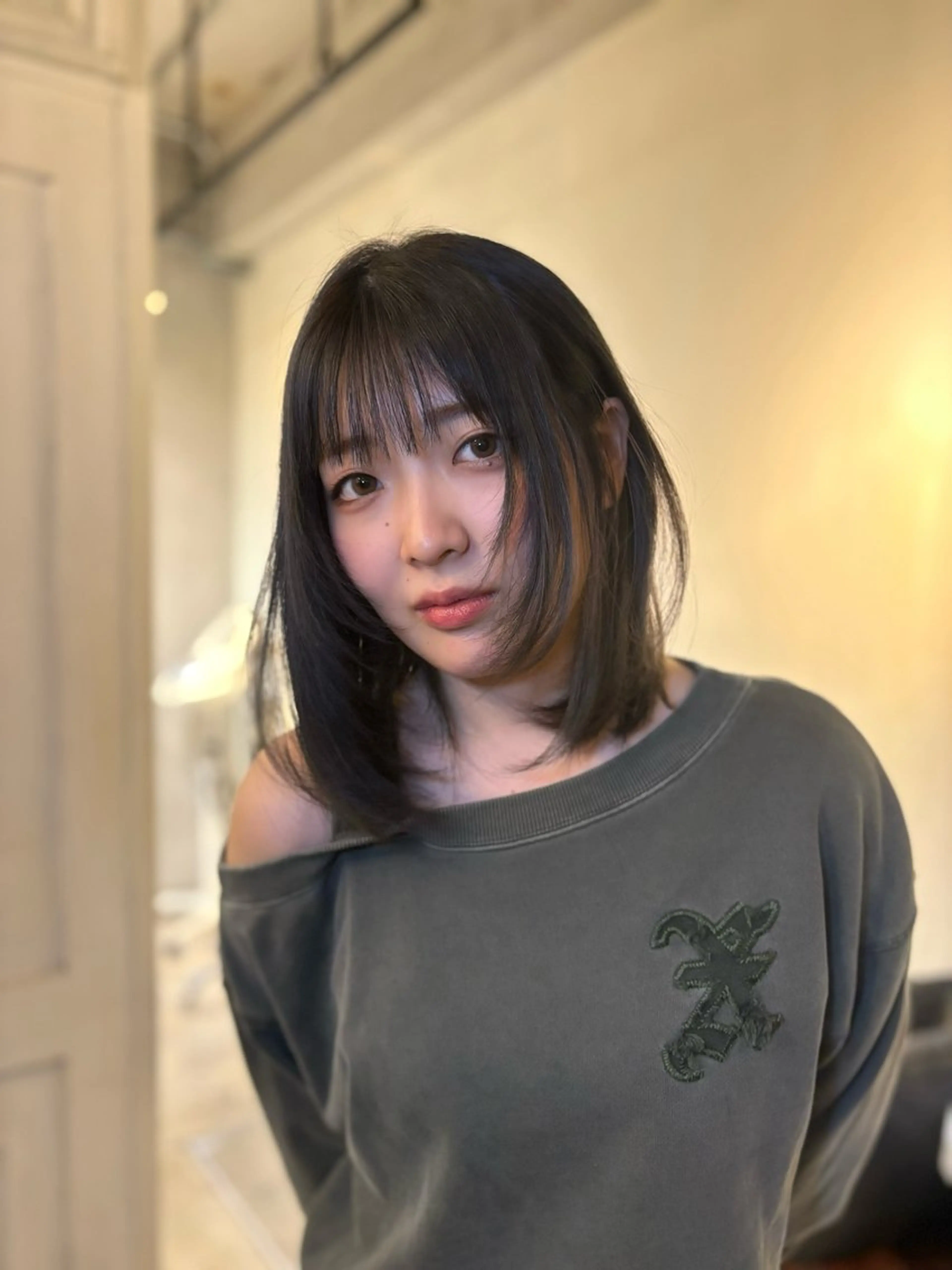 ミディアム カット ヘアカラー ︎kirin🦒/ CARNIVALのヘアスタイル