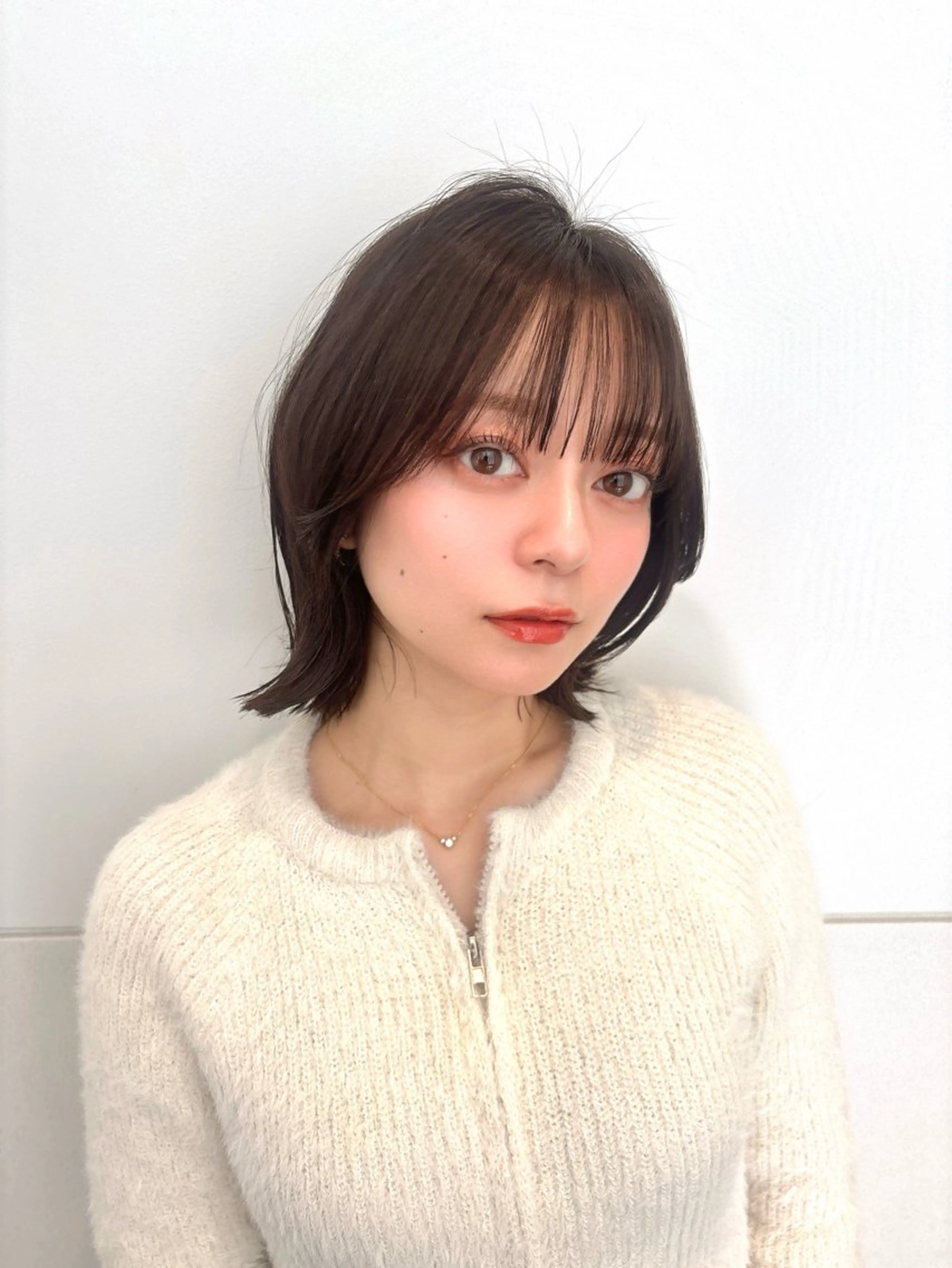 ミディアム カラー グレージュ ボブ くびれヘア カット ヘアカラー 🍀本格ヘッドスパ 👑髪質改善🍀英司のヘアスタイル
