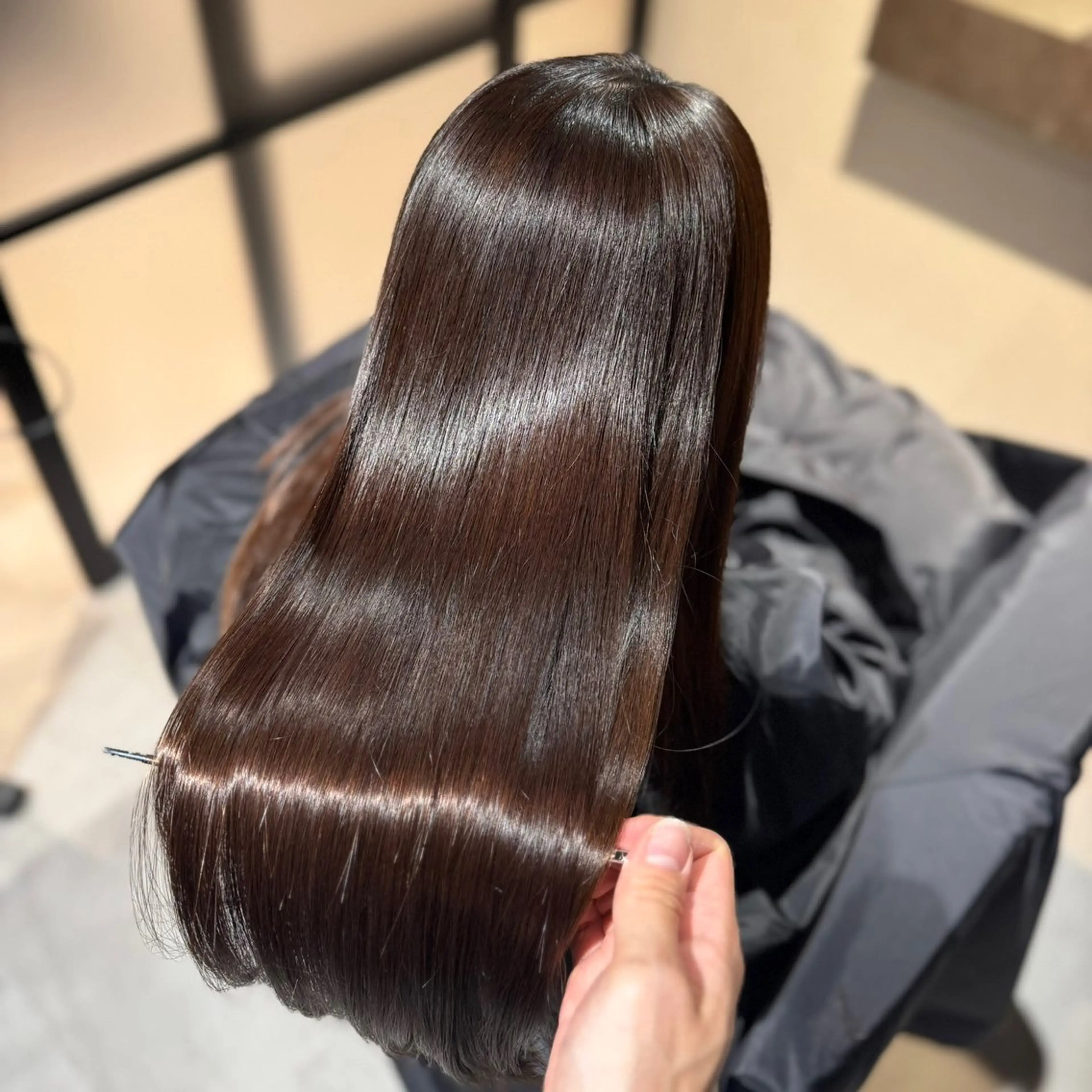 ロング カラー 黒髪 透明感カラー グレージュ オリーブカラー 髪質改善 ヘアカラー トリートメント 髪質改善Ⅰ透明感 艶カラーⅠたつやのヘアスタイル