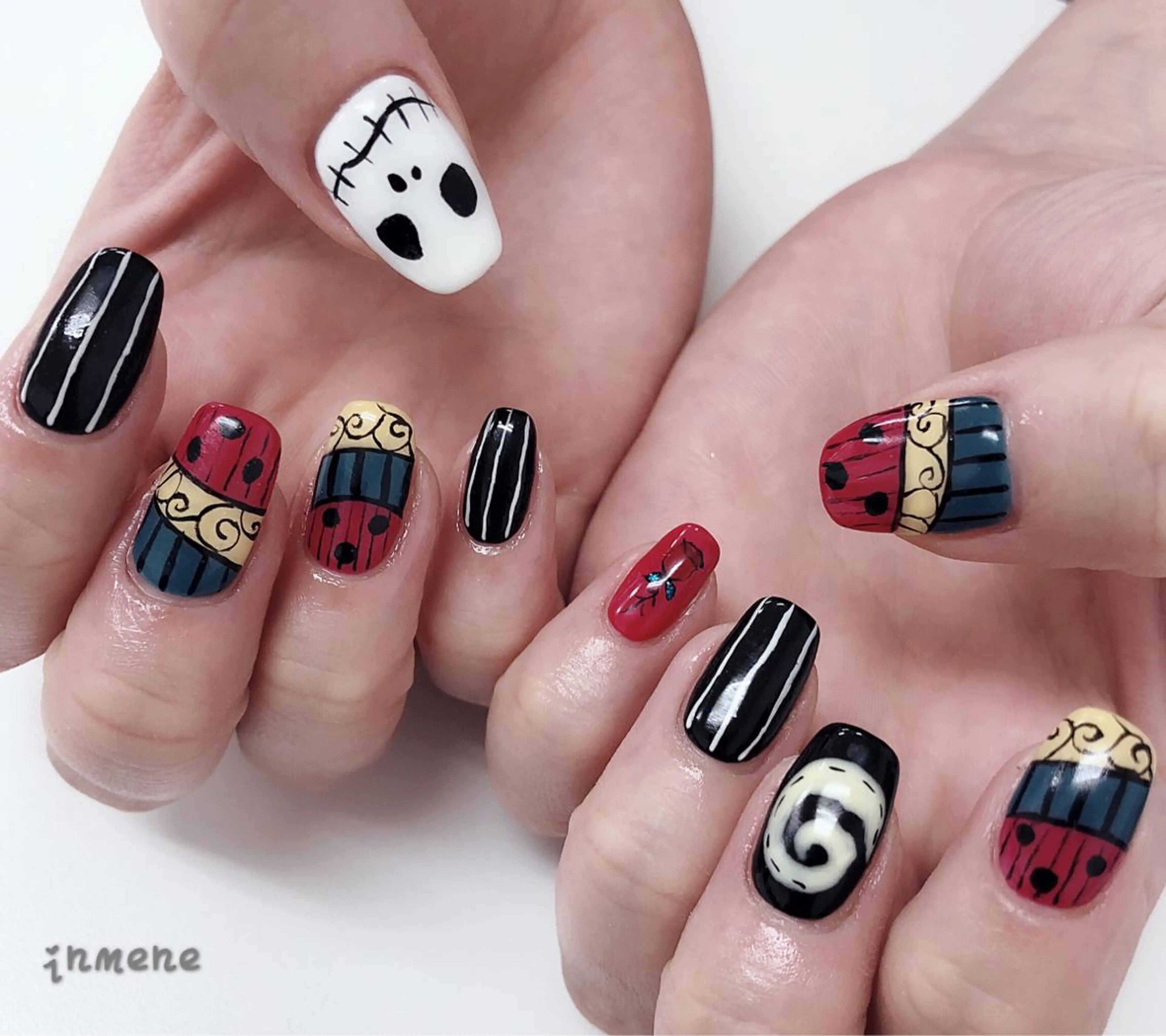 ネイル ハンドネイル IN MENEのネイルデザイン
