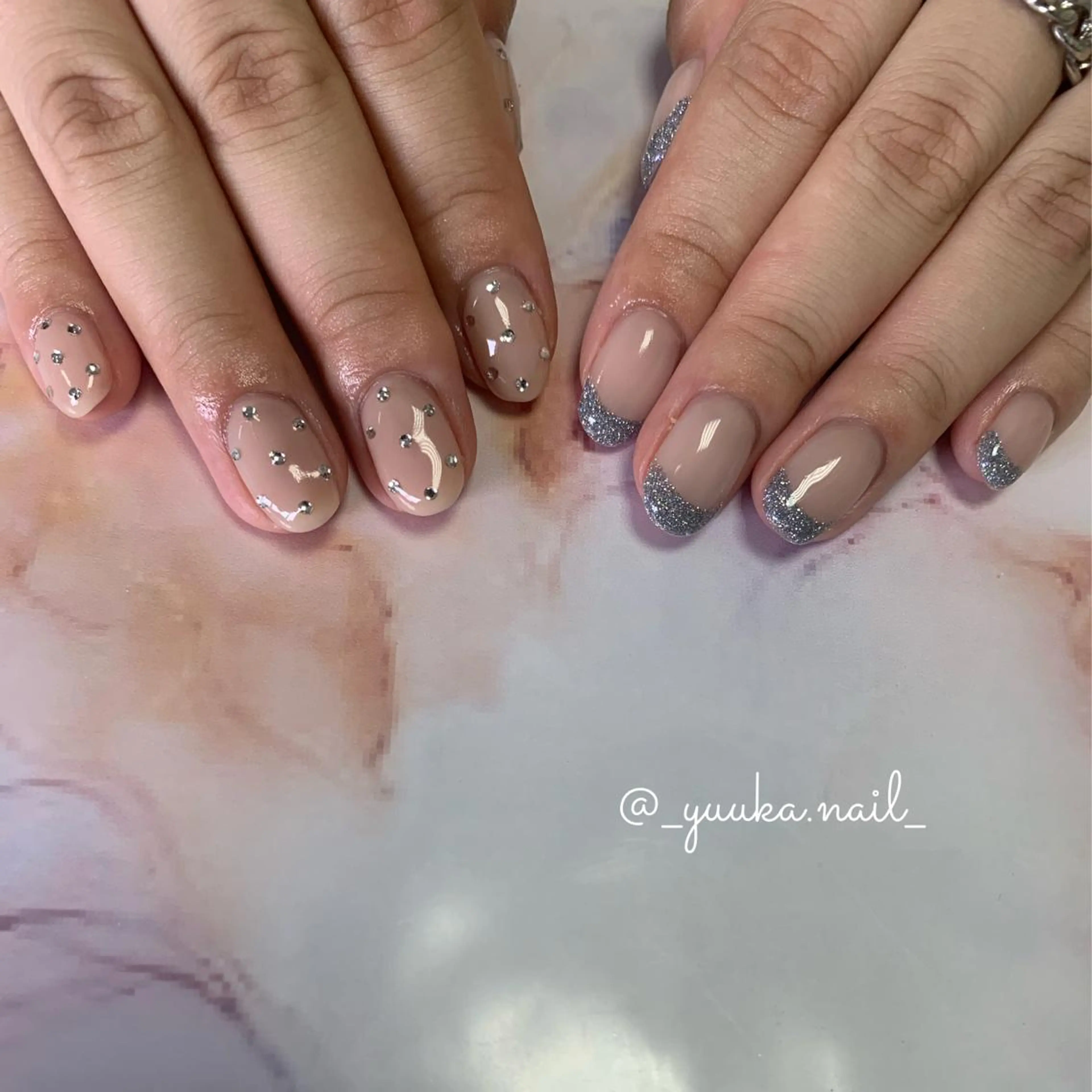 ネイル フラッシュネイル フレンチネイル Feliz 楽しいネイルサロンのネイルデザイン