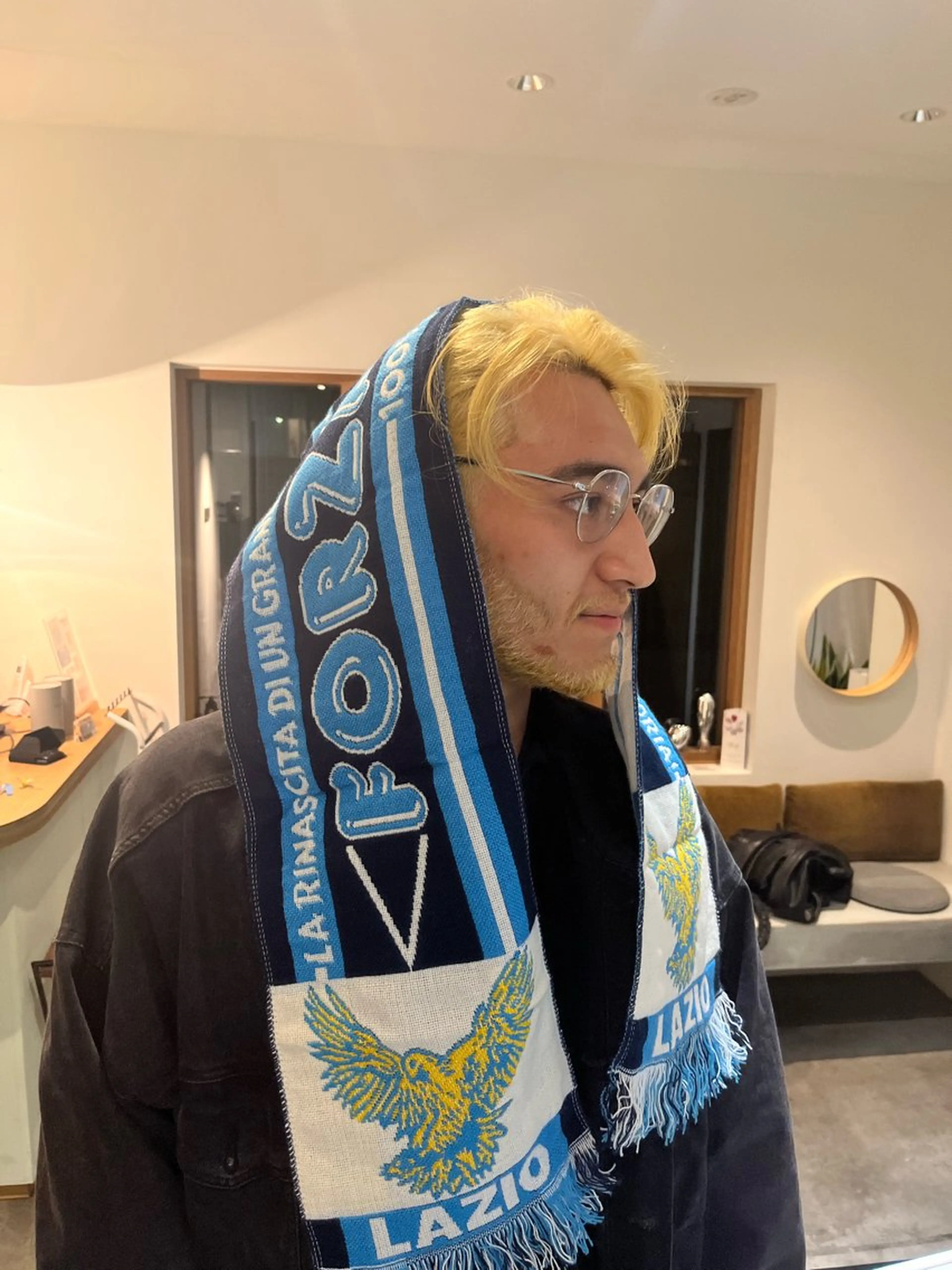 メンズ メンズブリーチ YUI／レイヤー カット/透明感カラーのヘアスタイル