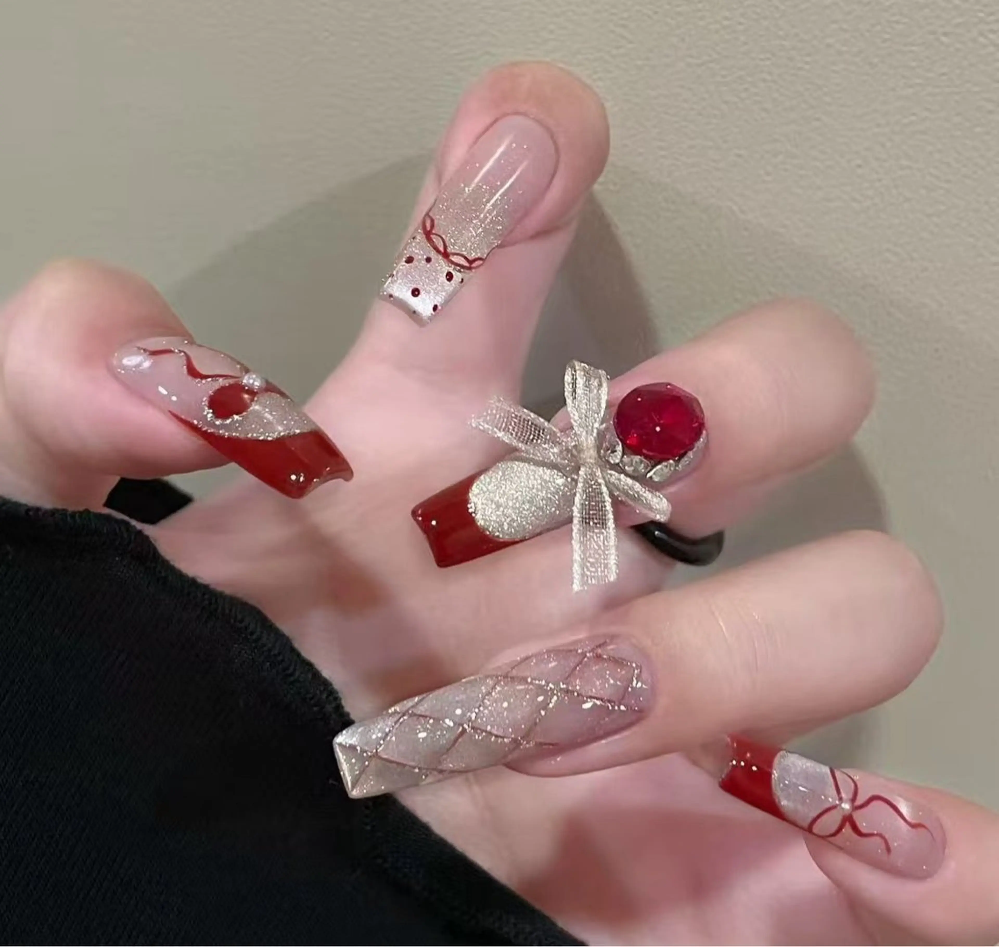 ネイル オーロラネイル フラワーネイル フットネイル フレンチネイル ジェルネイル ハンドネイル BabyYouMi nailのネイルデザイン