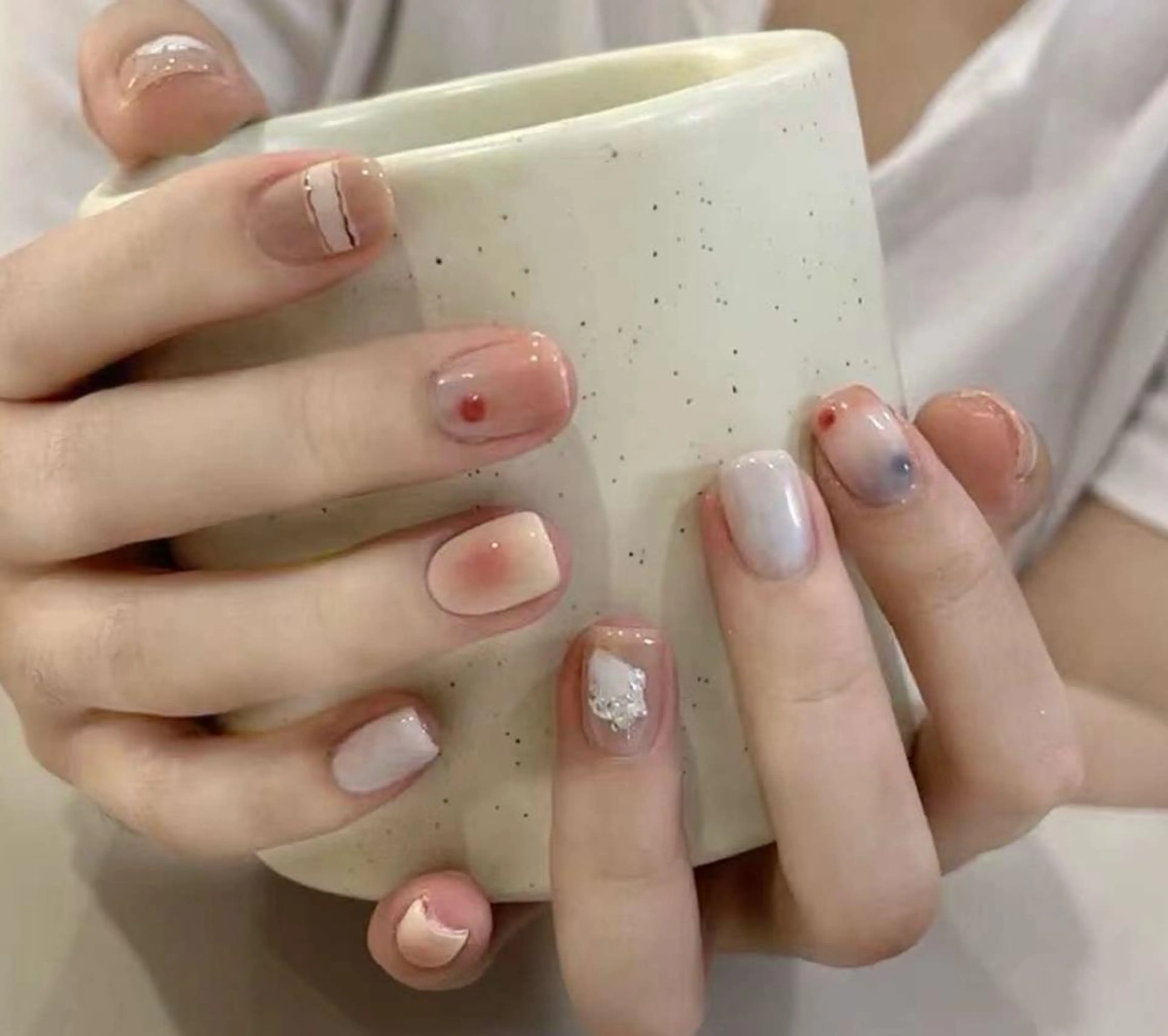 ネイル VIVIAN エイのネイルデザイン