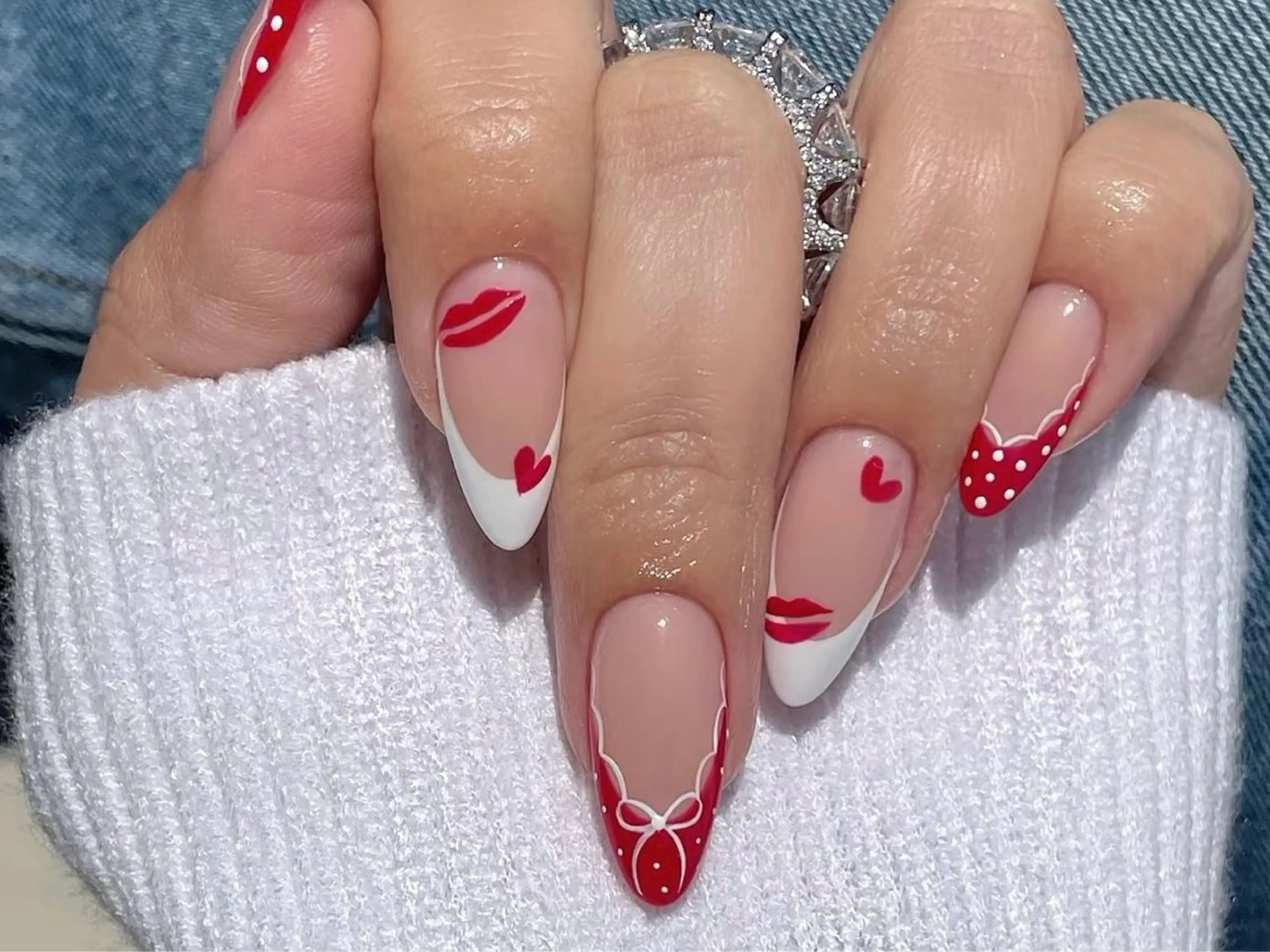 ネイル アートネイル オーロラネイル クリアネイル 長さ出し フレンチネイル ハンドネイル ハンドケア More Glam渋谷店のネイルデザイン