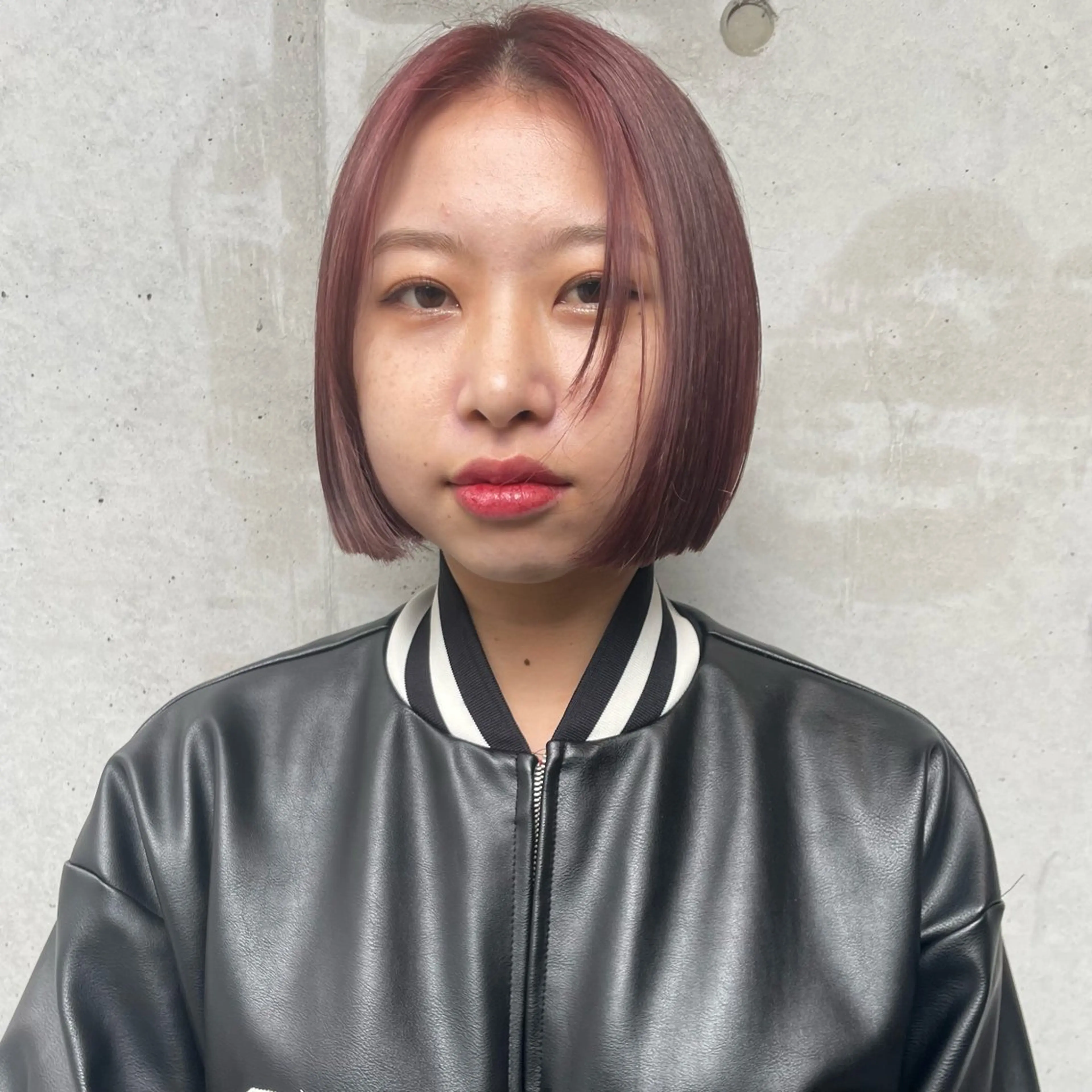 ショート カラー ホリケ アオイのヘアスタイル