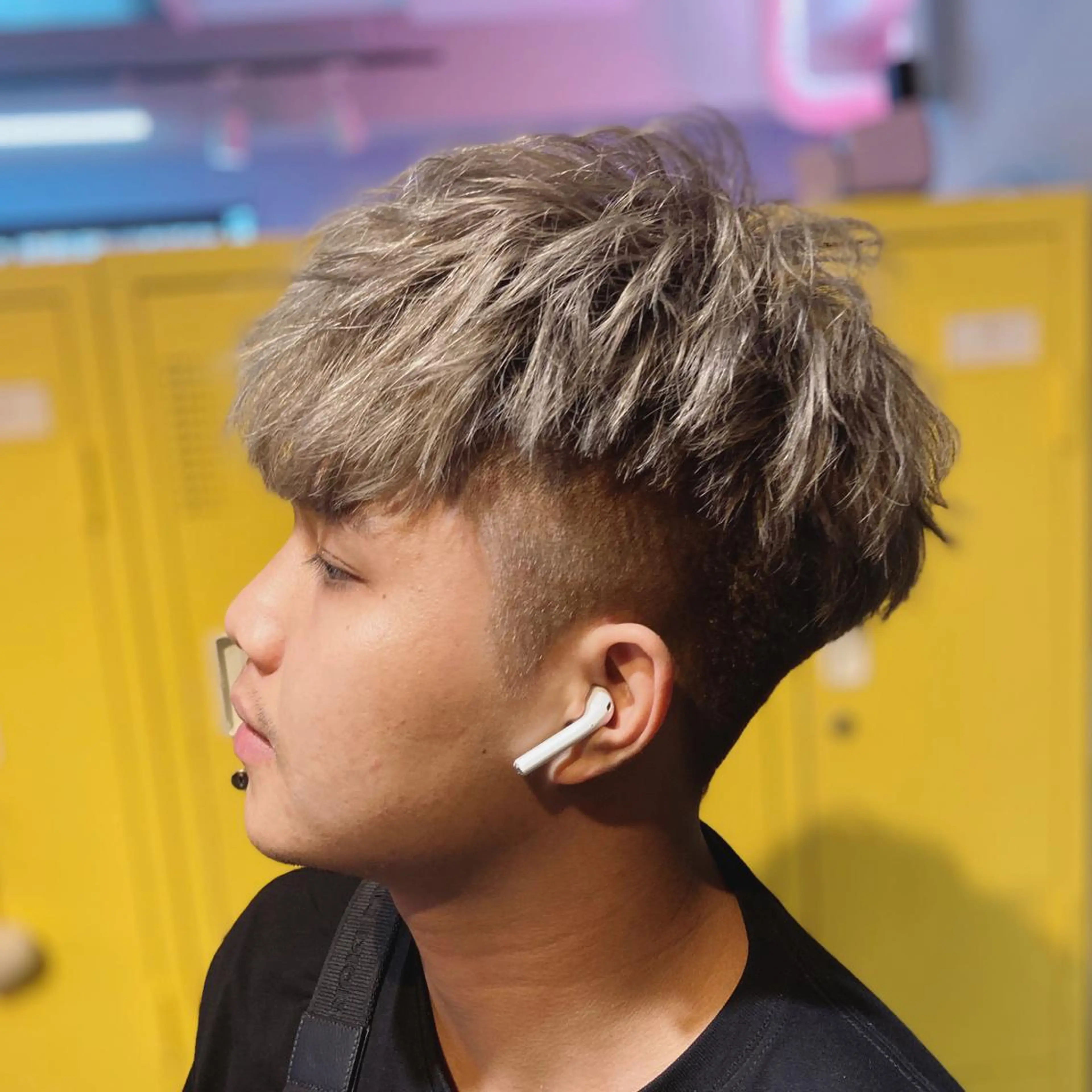 メンズ ヘアカラー OKADA/メンズ /カット/眉/縮毛のヘアスタイル