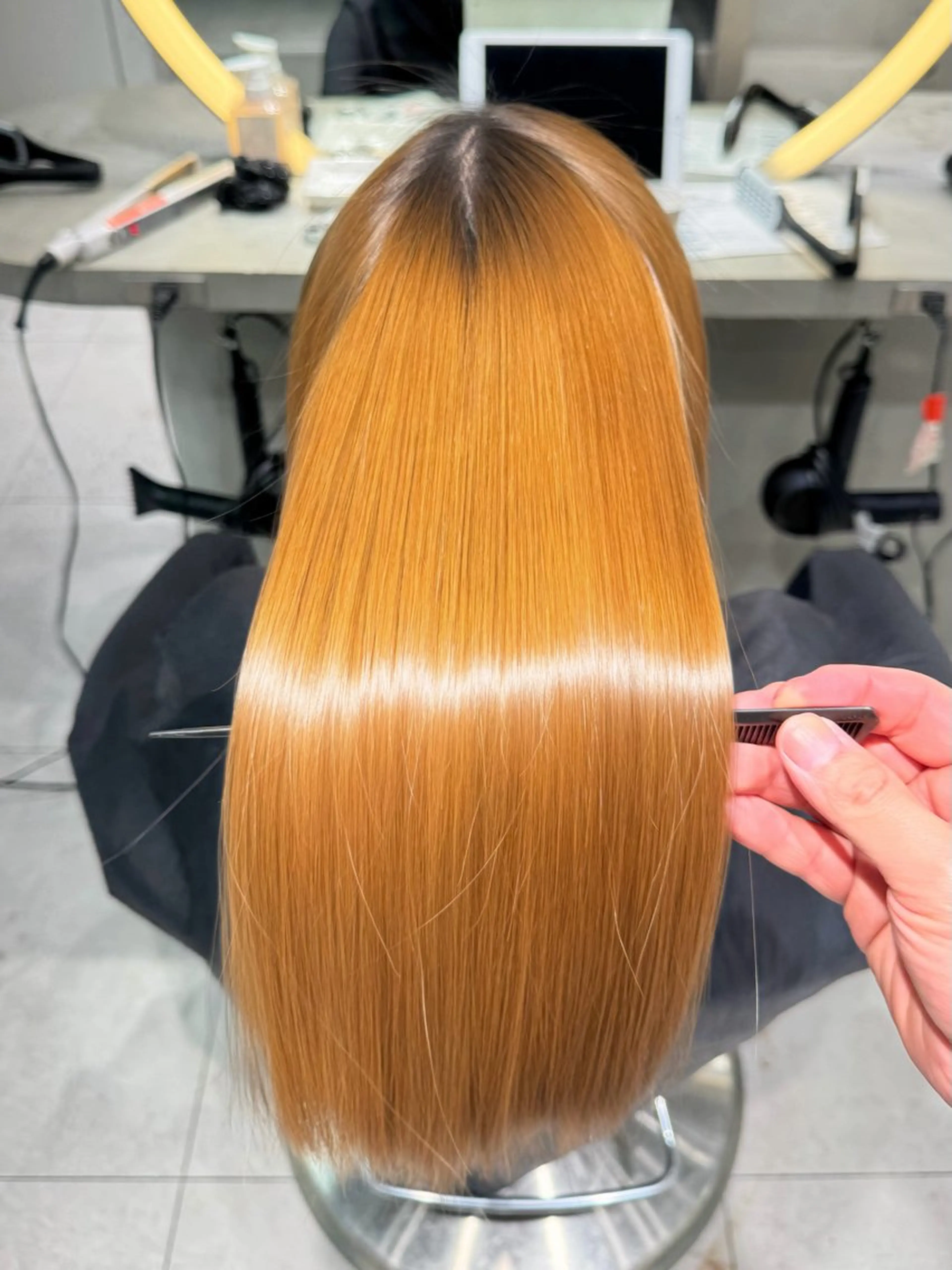 ロング ゆうま🌈艶髪カラー 🫧髪質改善のヘアスタイル