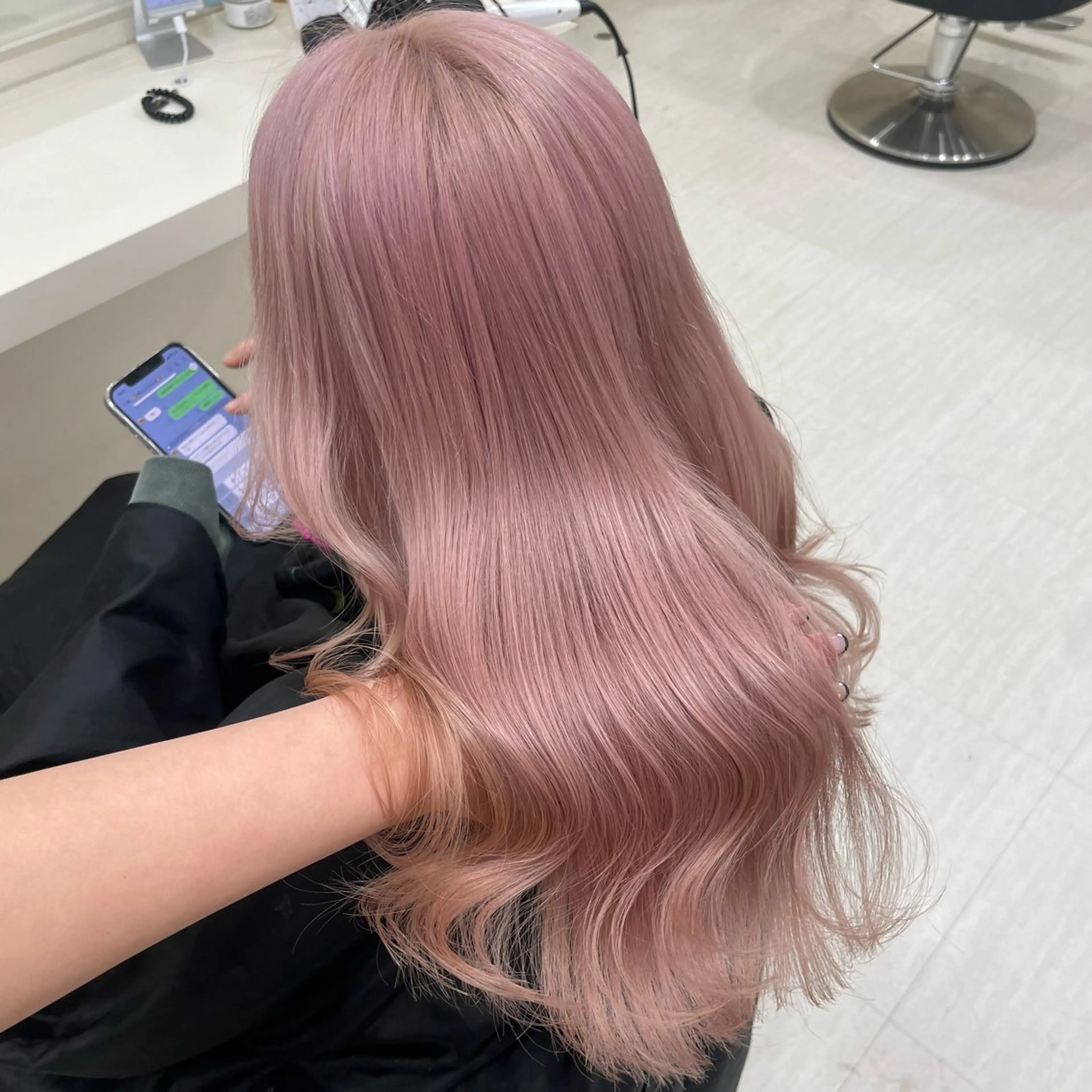 ロング 🎀🫧透明感 ピンクラベンダー💟のヘアスタイル