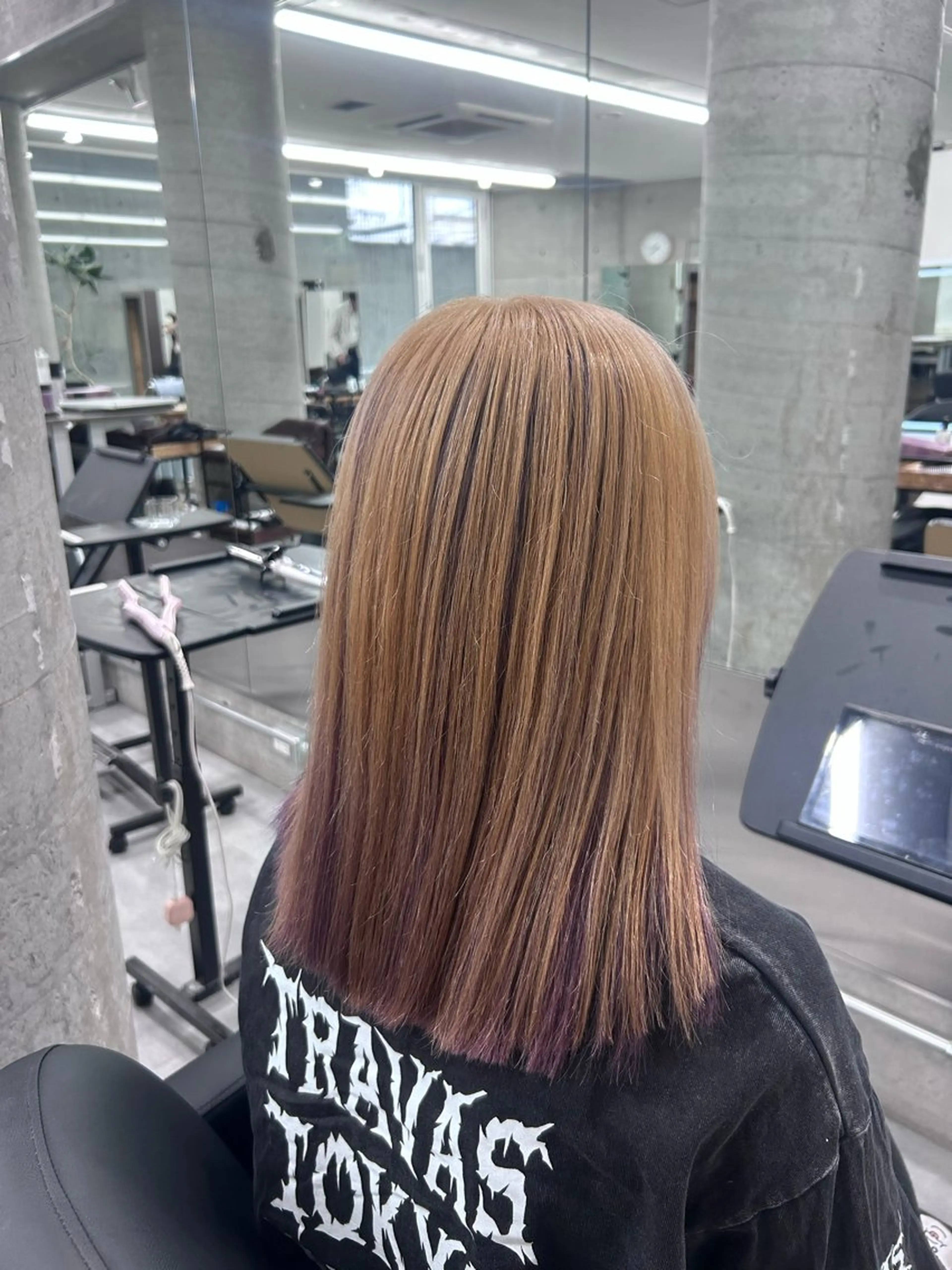 セミロング カラー ブリーチ ケアブリーチ デザインカラー ダブルカラー ハイトーンカラー Aoba 🫧艶ハイトーン🫧のヘアスタイル