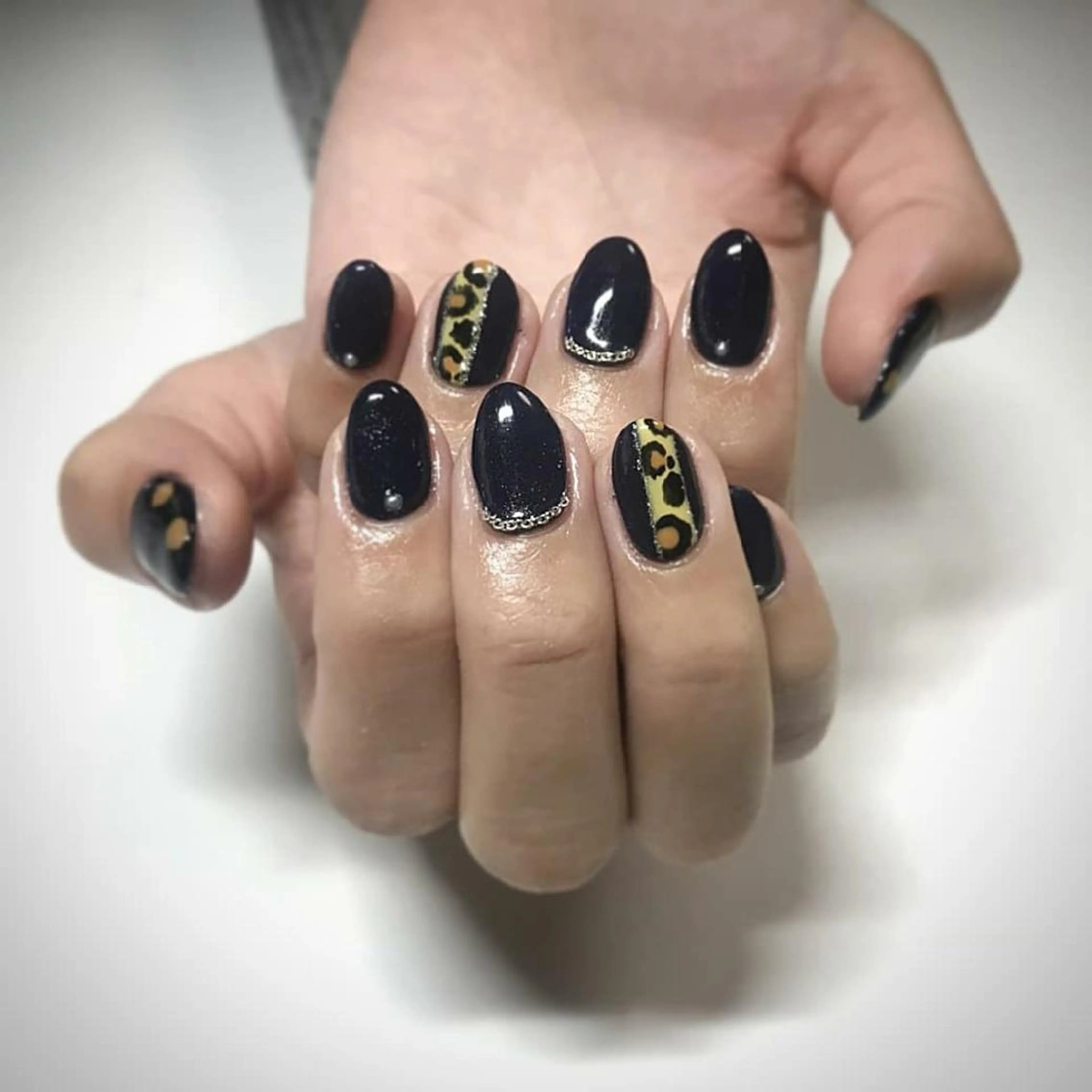 ネイル アニマル柄 ハンドネイル ハンドケア lylynail YUUKAのネイルデザイン