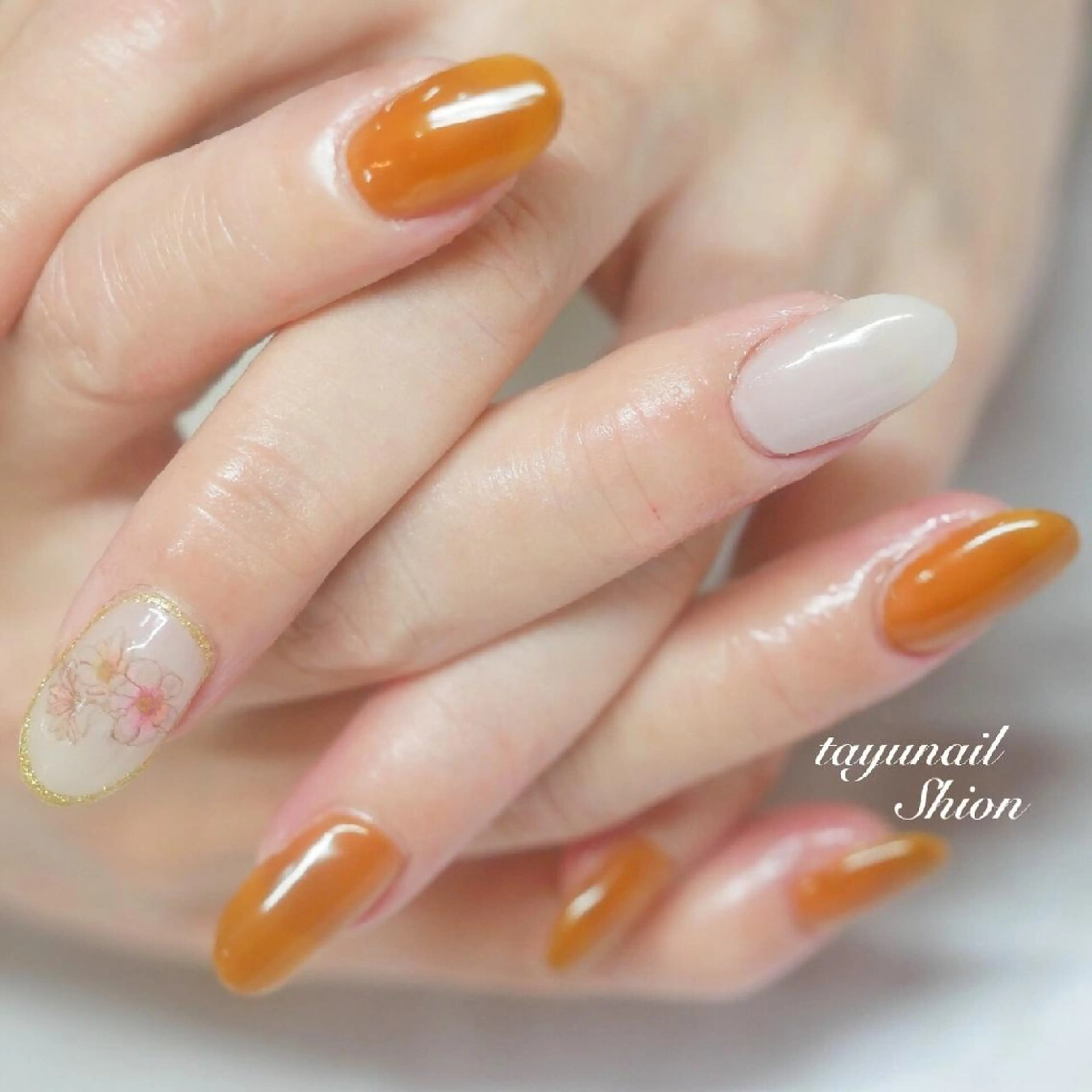ネイル アートネイル ブルー フラワーネイル ジェルネイル パラジェル ネイルサロン 【たゆnail】のネイルデザイン