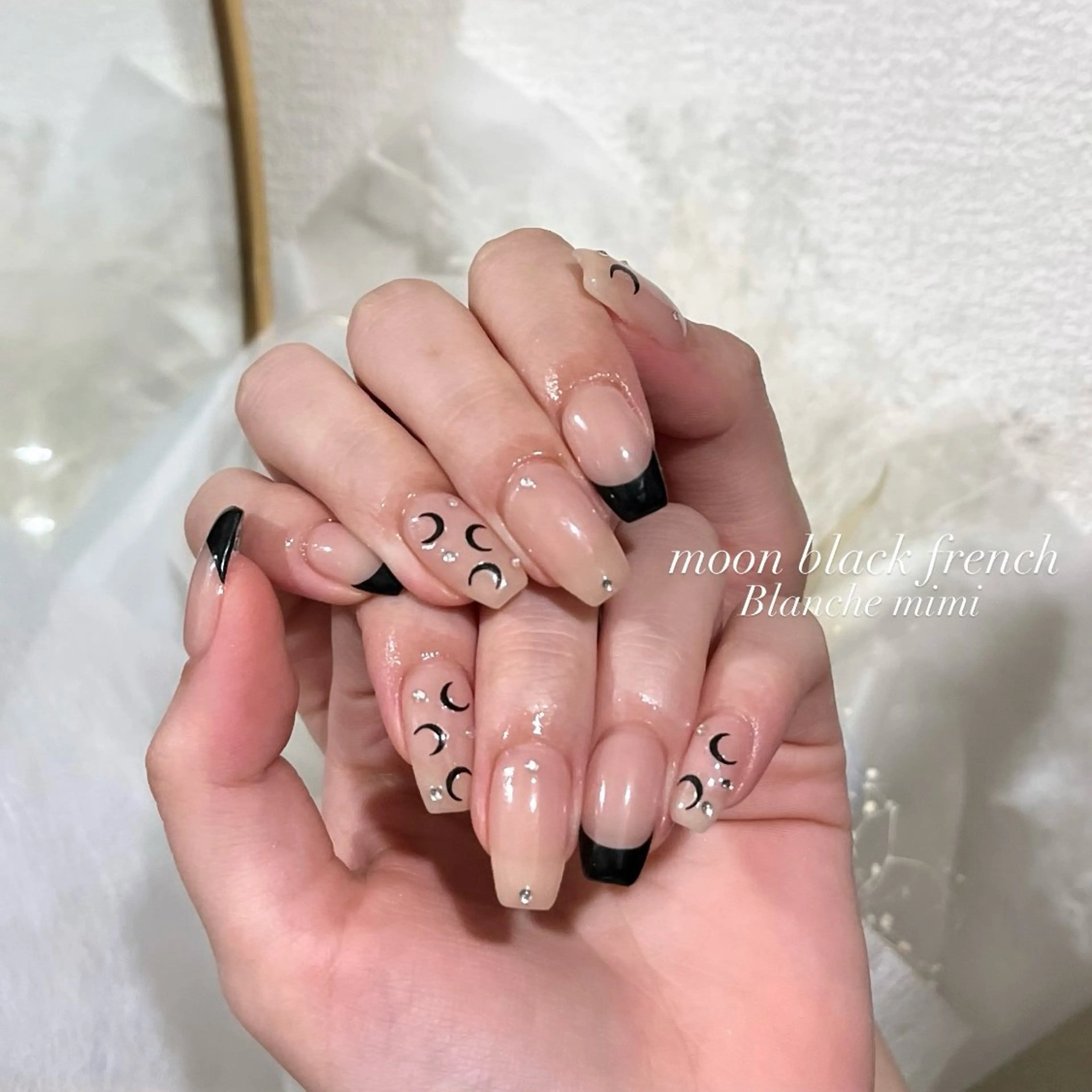 ネイル ハンドネイル Blanche mimi.u_aのネイルデザイン