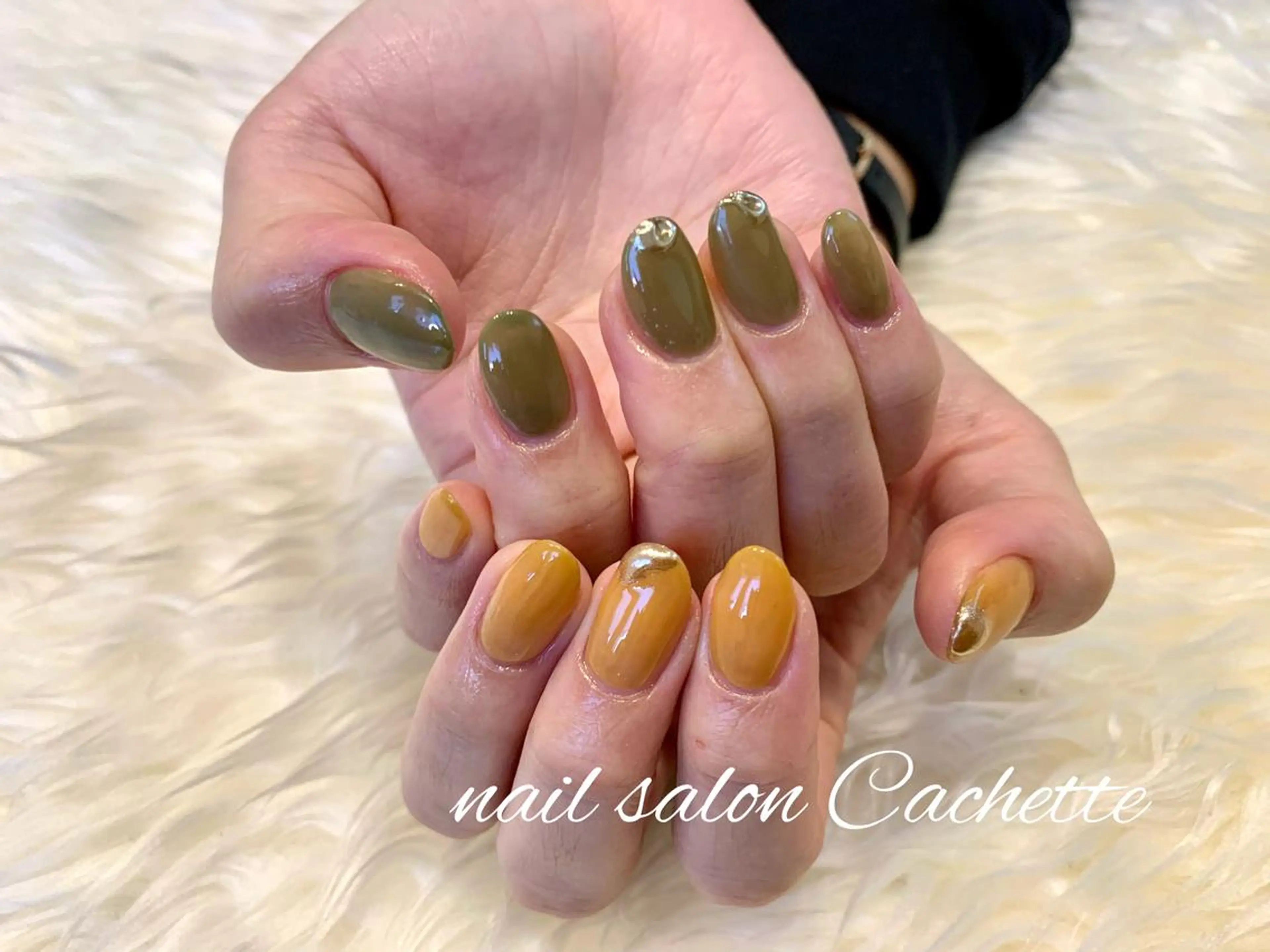 ネイル アートネイル ミラーネイル ✧Cachette✧ YUKARIのネイルデザイン