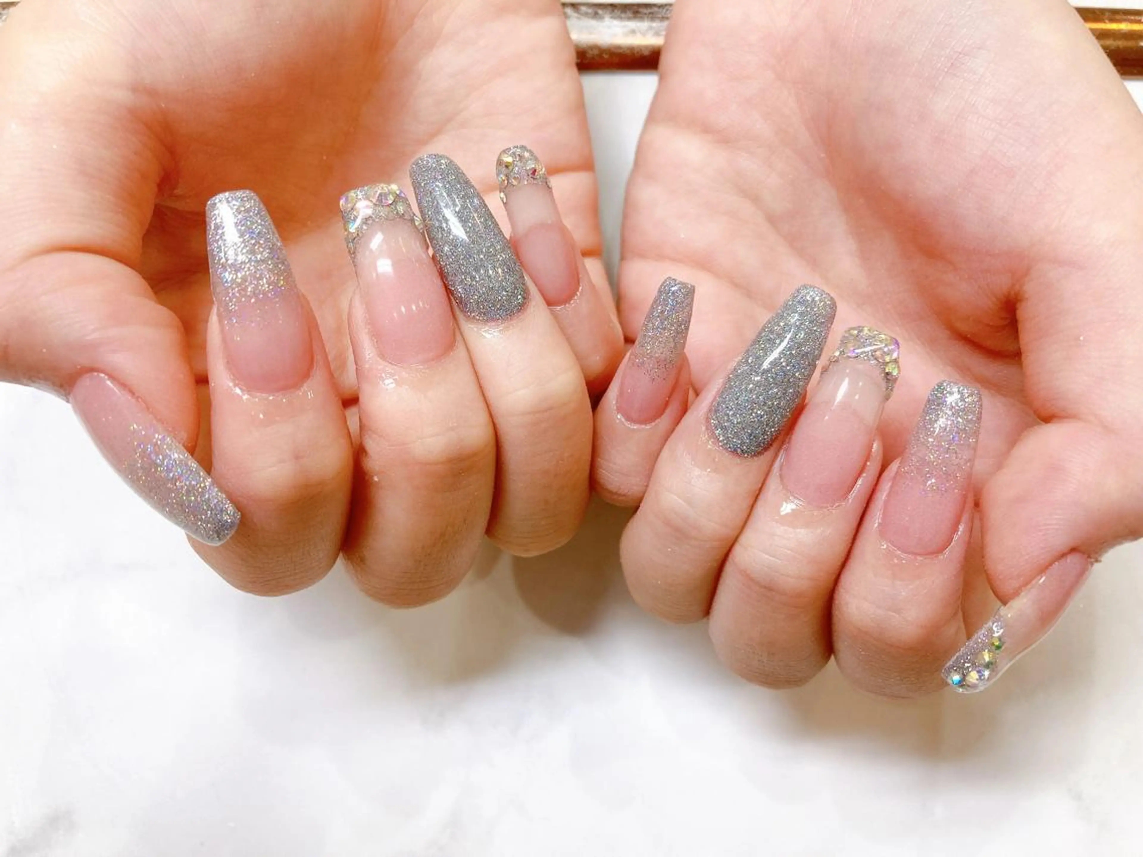 ネイル SOARE🤍 🤍のネイルデザイン