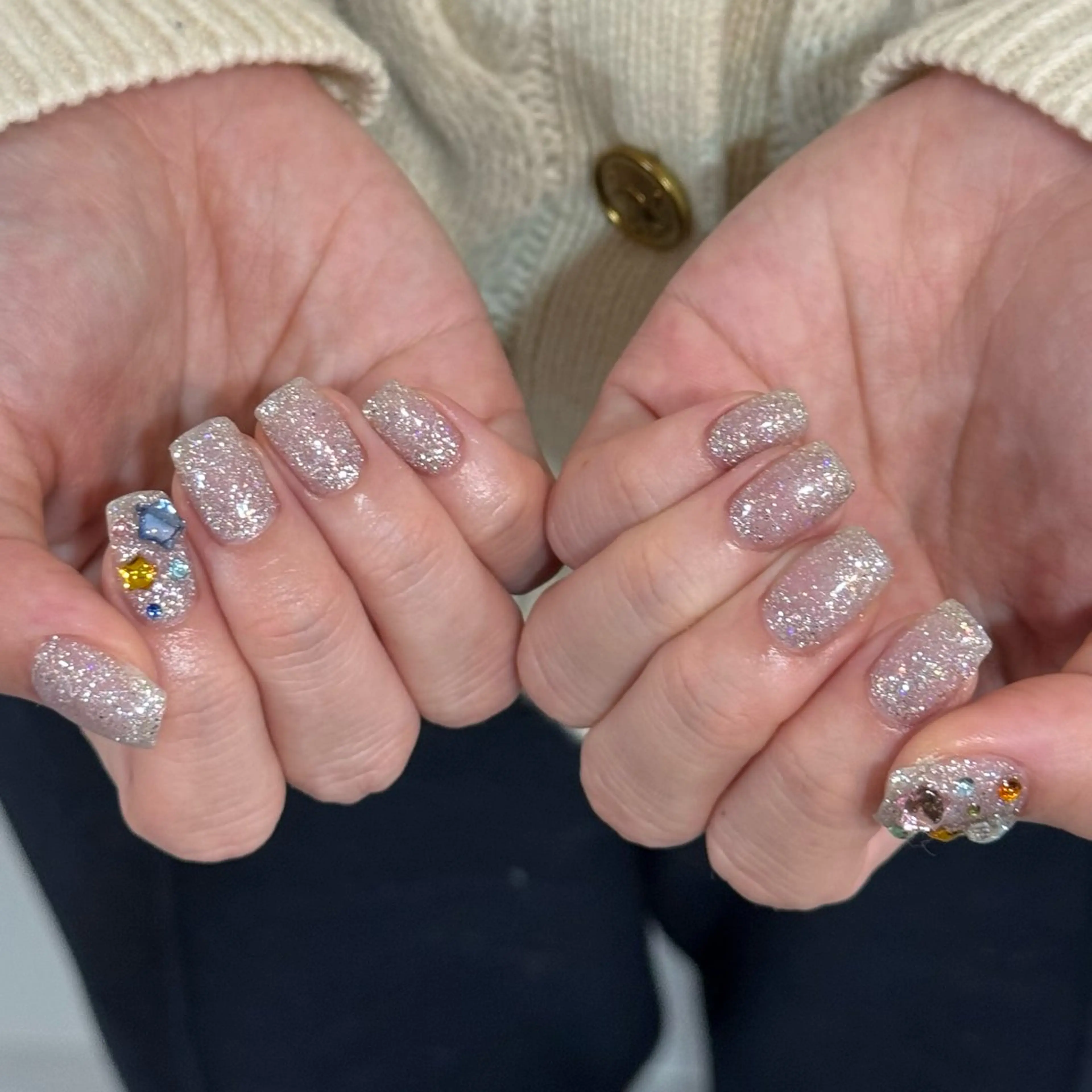 ネイル tiffin Amiriのネイルデザイン