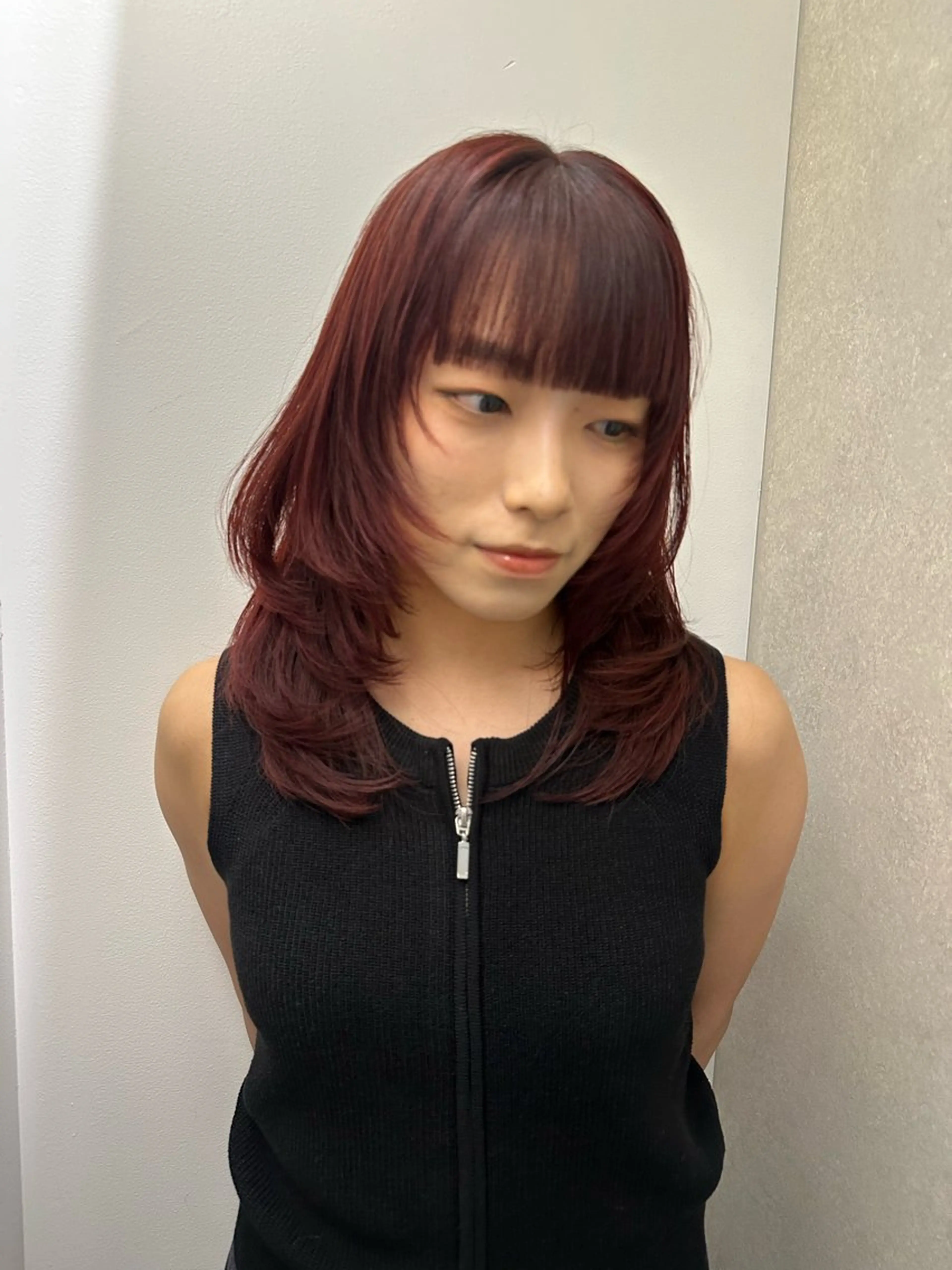 セミロング カット ヘアカラー 韓国ヘアメンズ・レデ ィース特化ミクのヘアスタイル