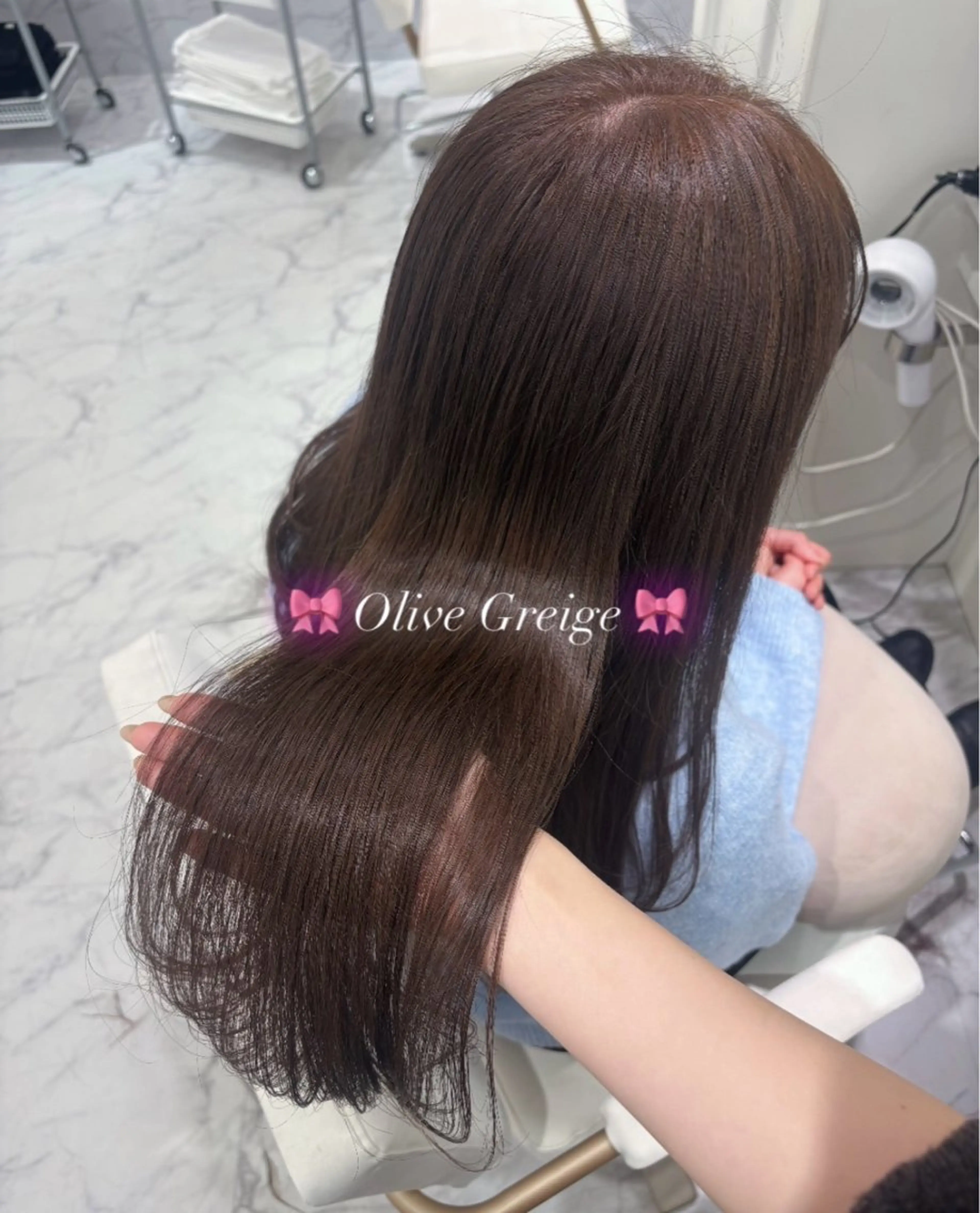 U24🎀【ブリーチカラー】＋【カット】＋【トリートメント】の写真