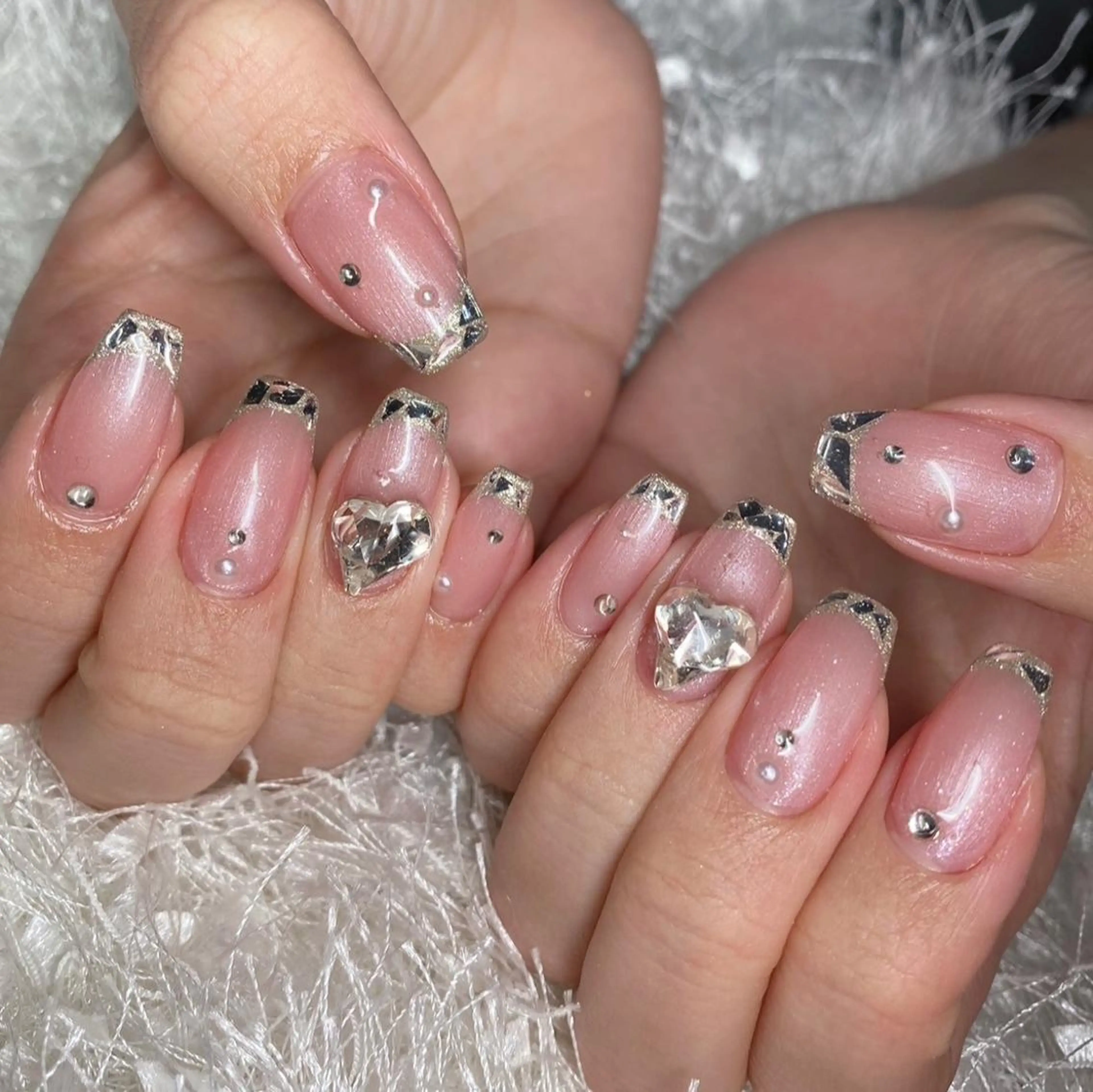 ネイル 長さ出し フレンチネイル ジェルネイル グラデーション 韓国ネイル ハンドネイル Nail&eye Belire 新宿のネイルデザイン
