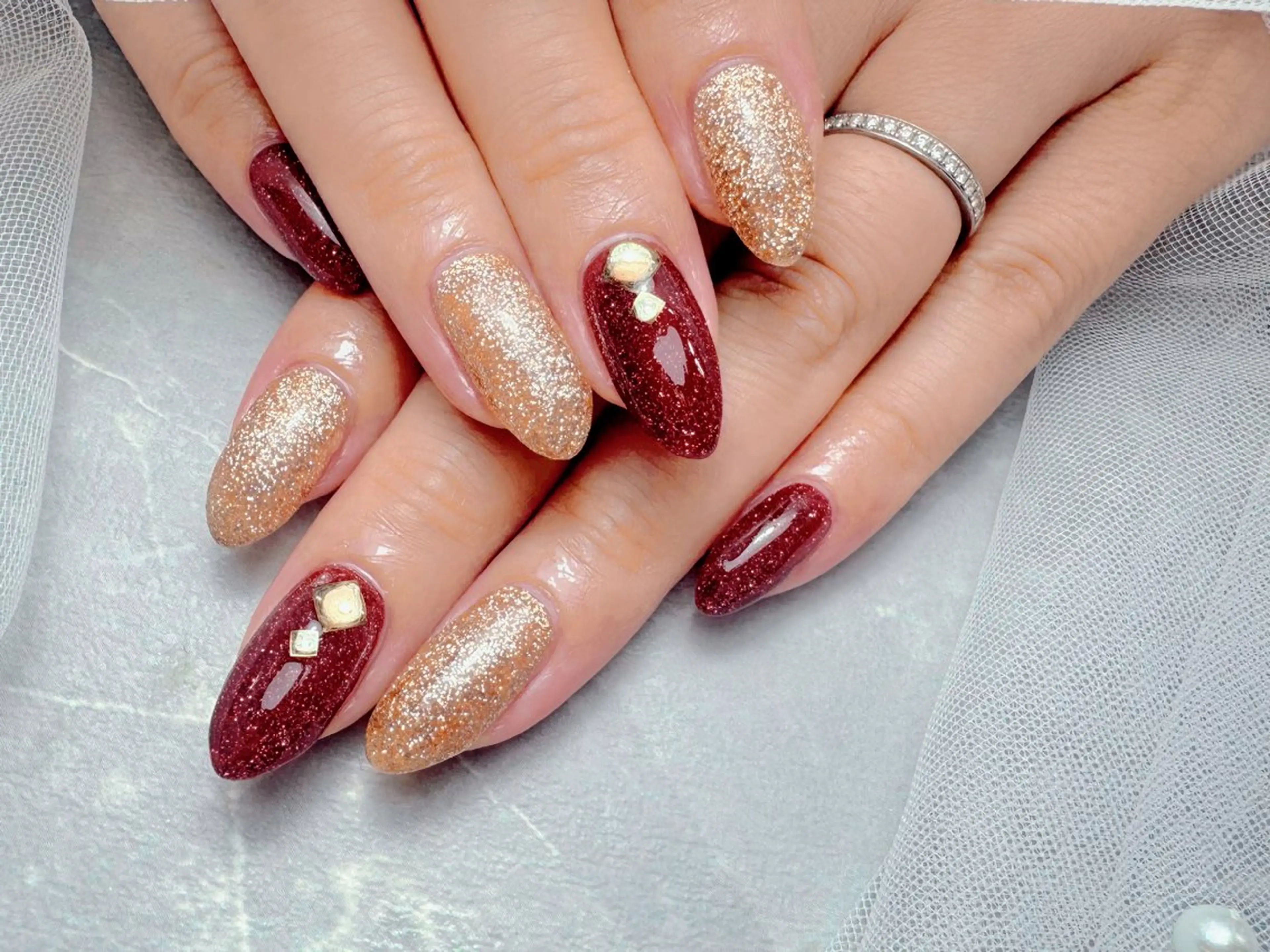 ネイル ハンドネイル マジックミラー所属・マジック ミラーのネイルデザイン